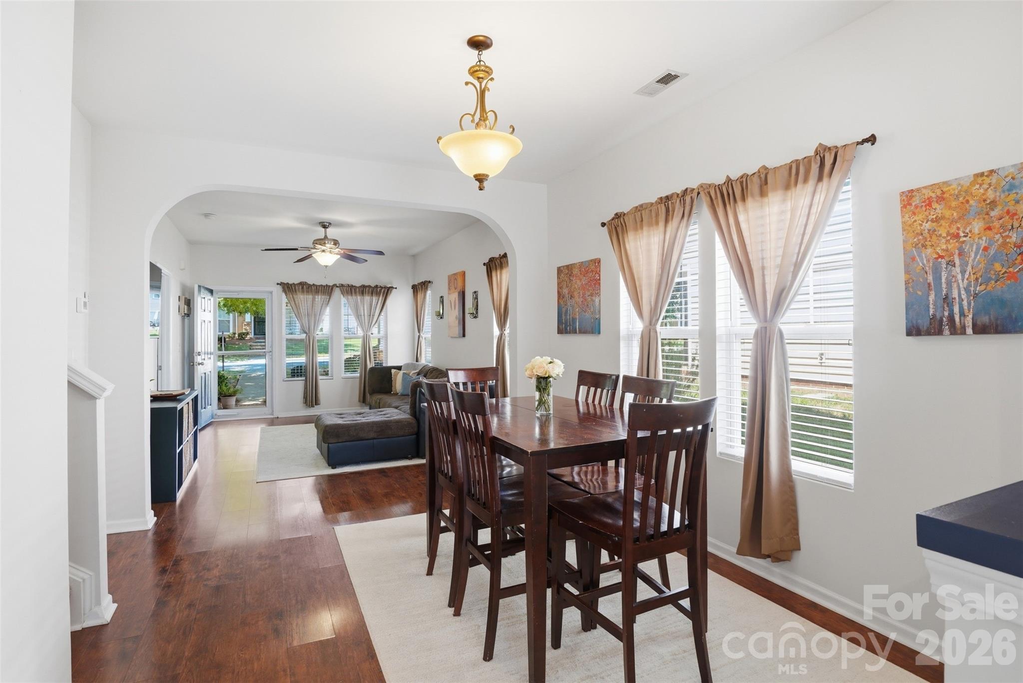 1012 Laparc Lane Property Photo 3