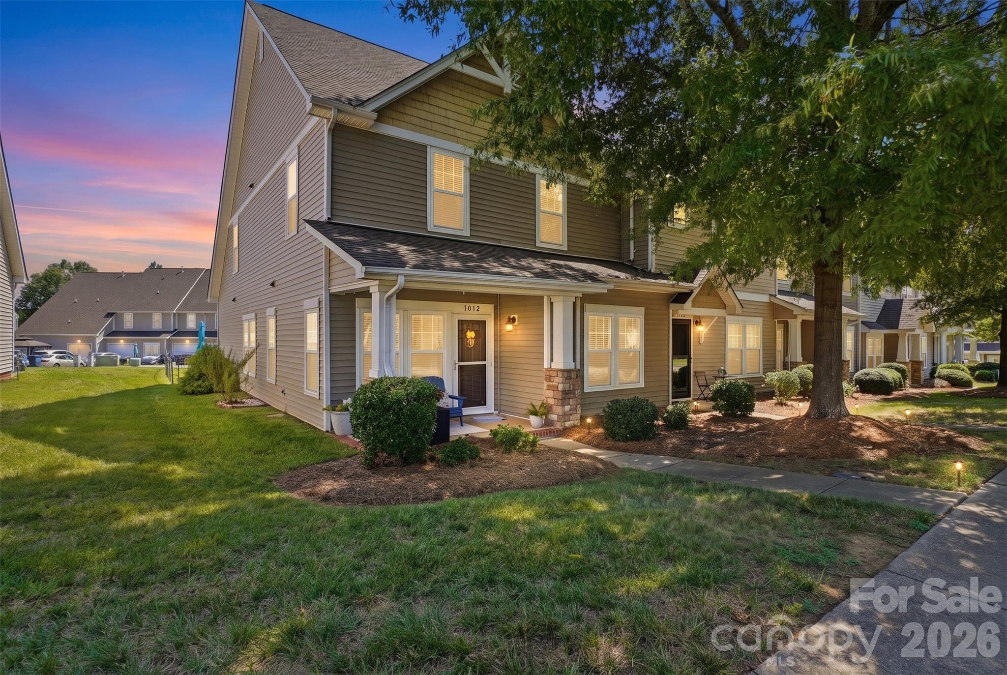1012 Laparc Lane Property Photo 7