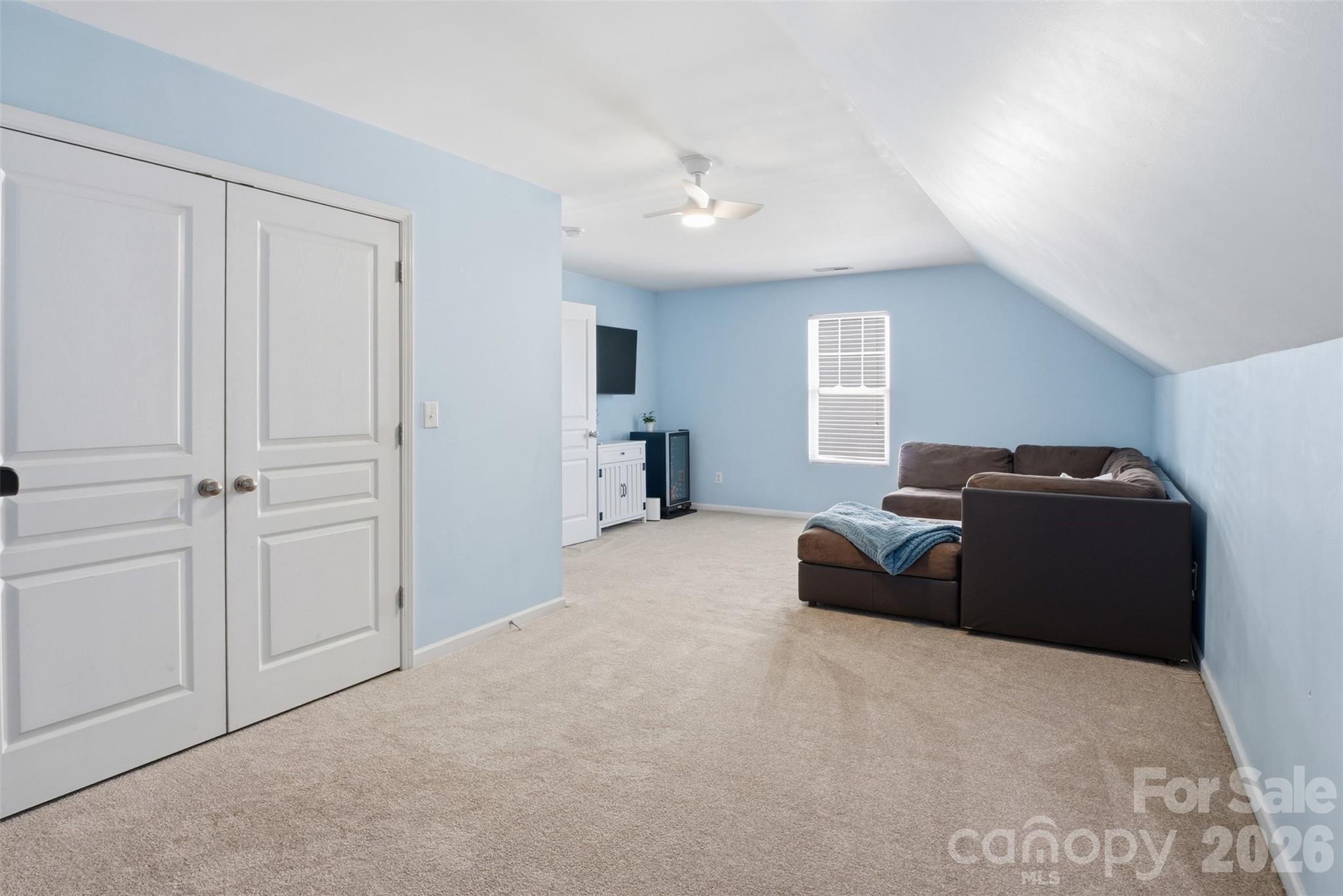 1012 Laparc Lane Property Photo 17
