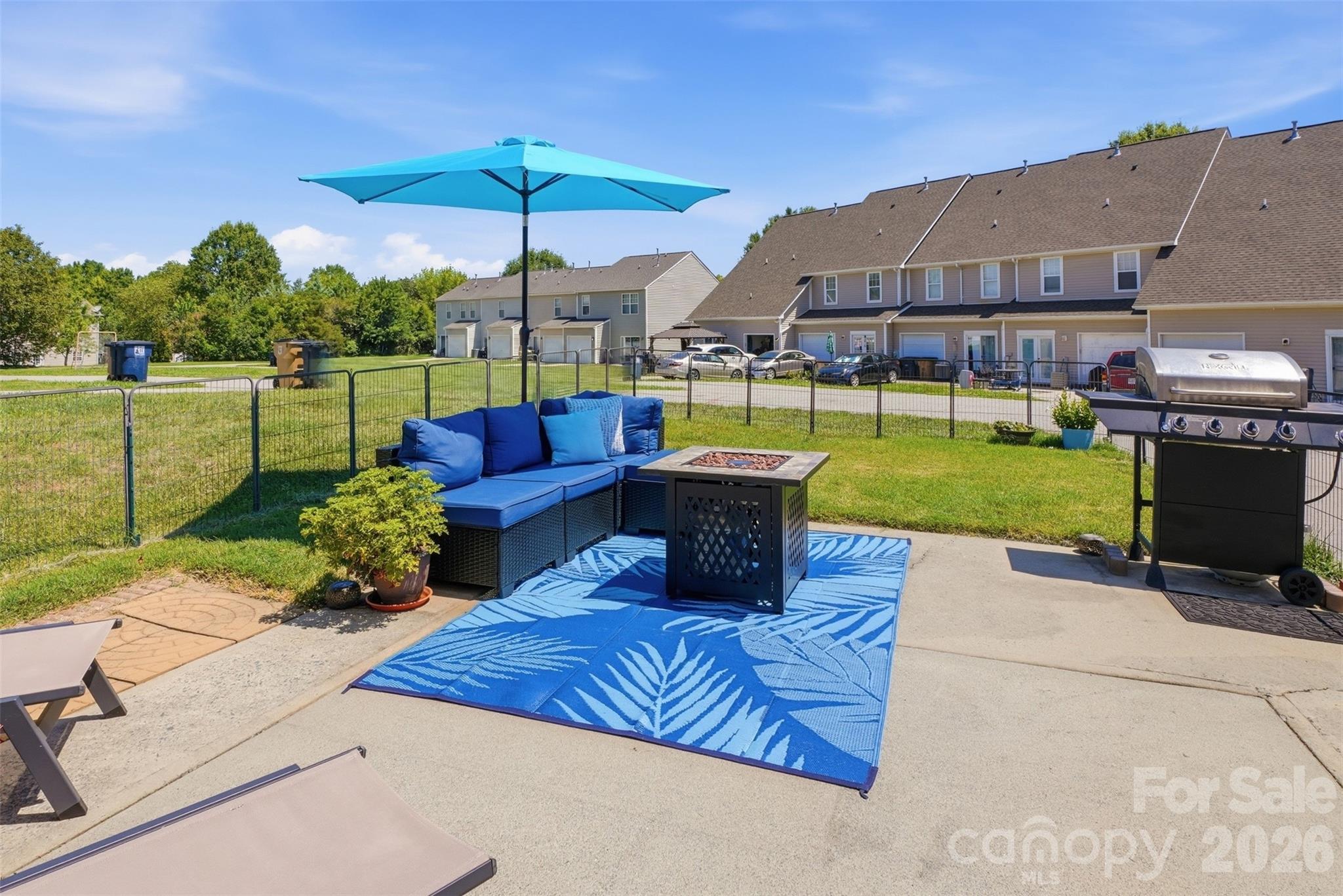 1012 Laparc Lane Property Photo 24