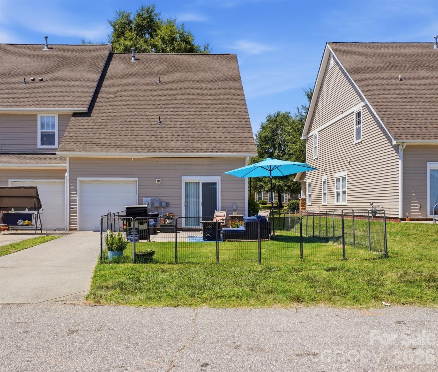 1012 Laparc Lane Property Photo 25