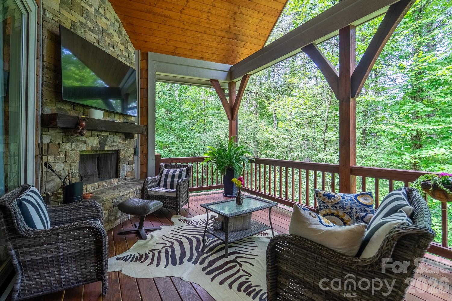 491 Rustling Woods Trail Property Photo 34