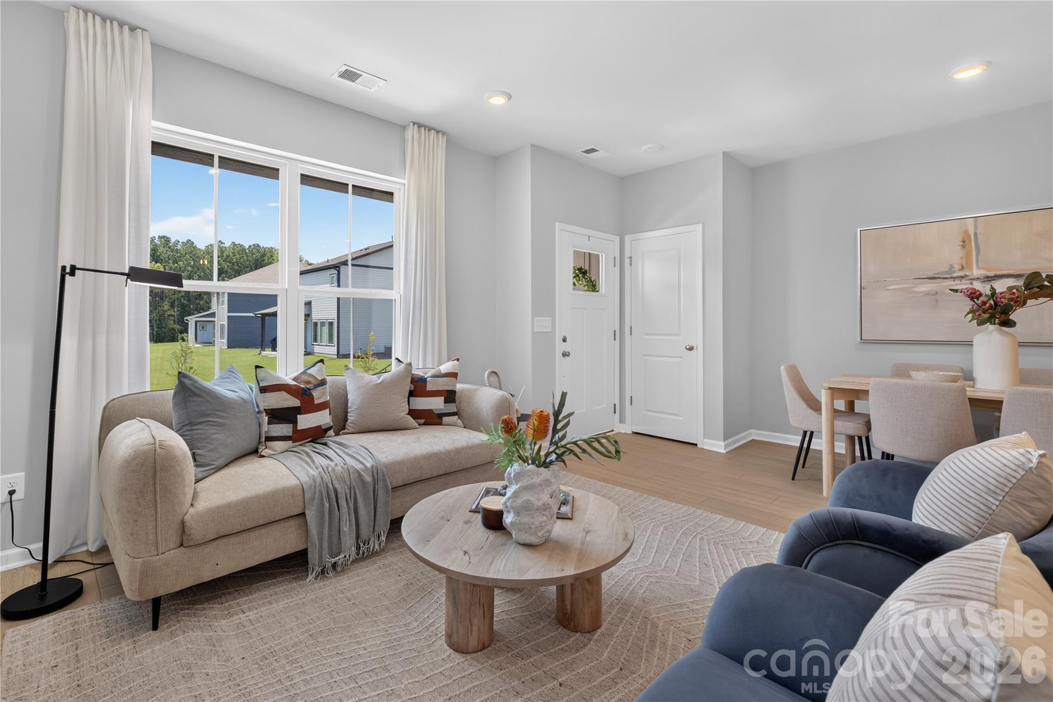 571 Cape Cod Way Property Photo 7