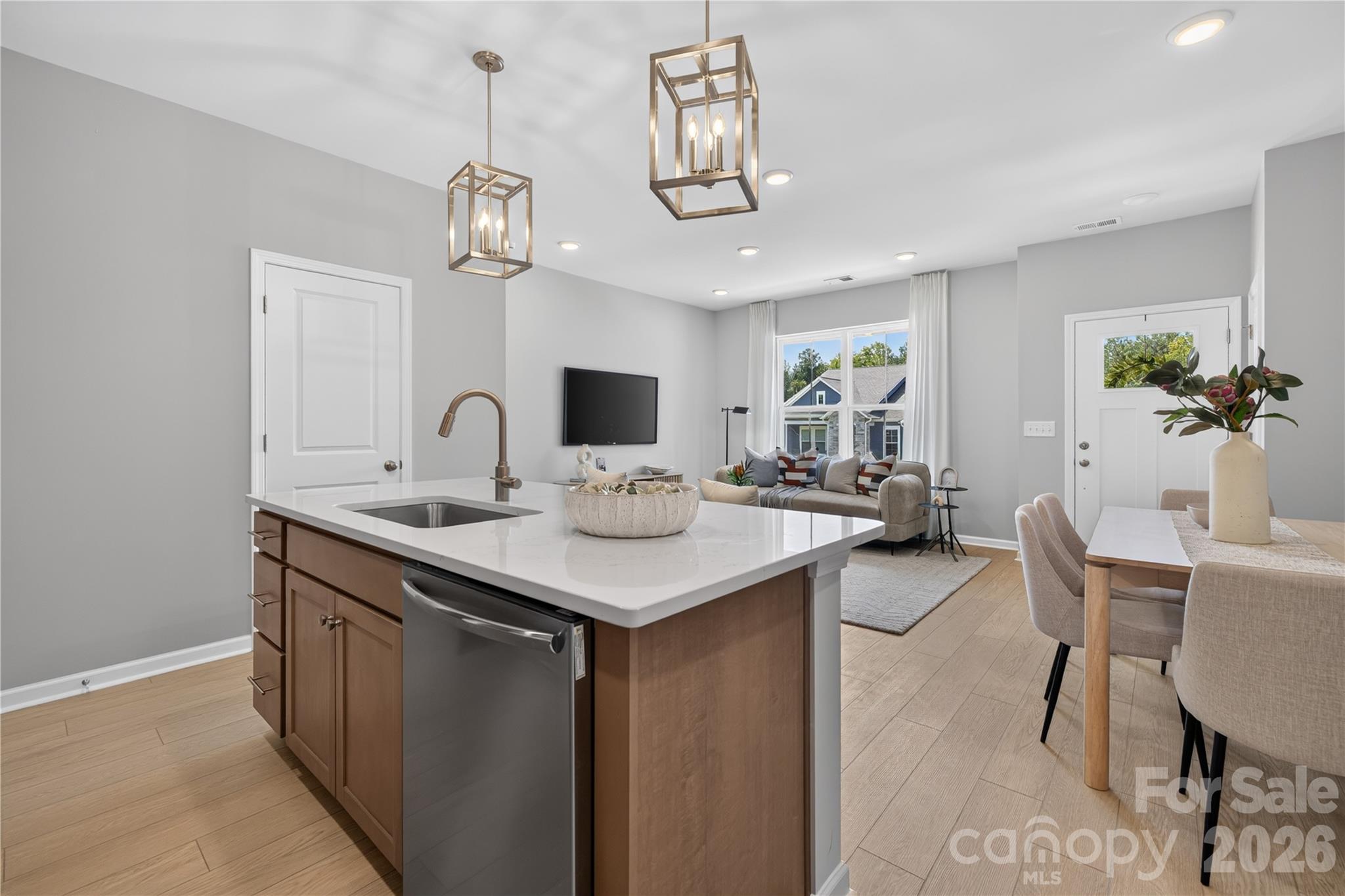 571 Cape Cod Way Property Photo 11