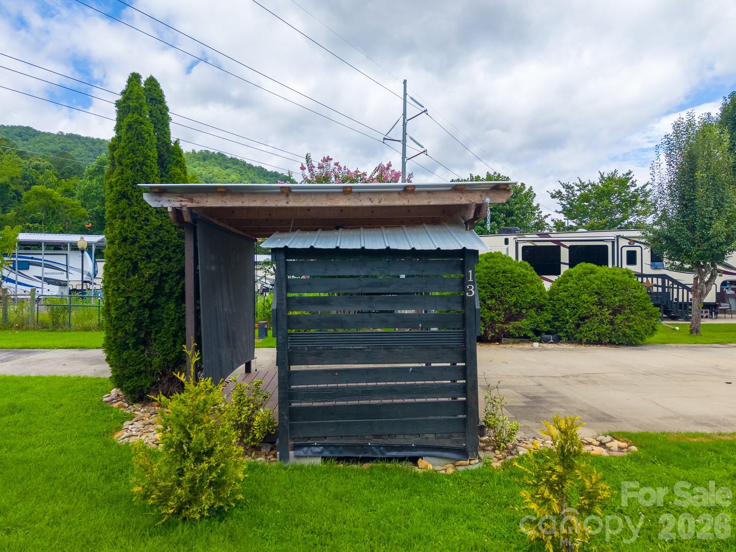 50 Timber Leaf Drive Property Photo 3