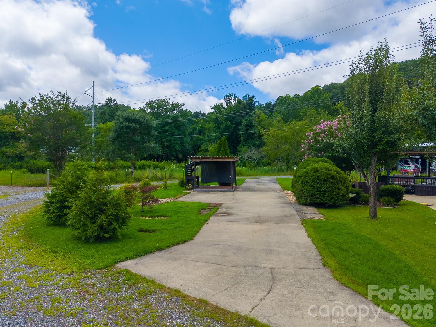 50 Timber Leaf Drive Property Photo 4