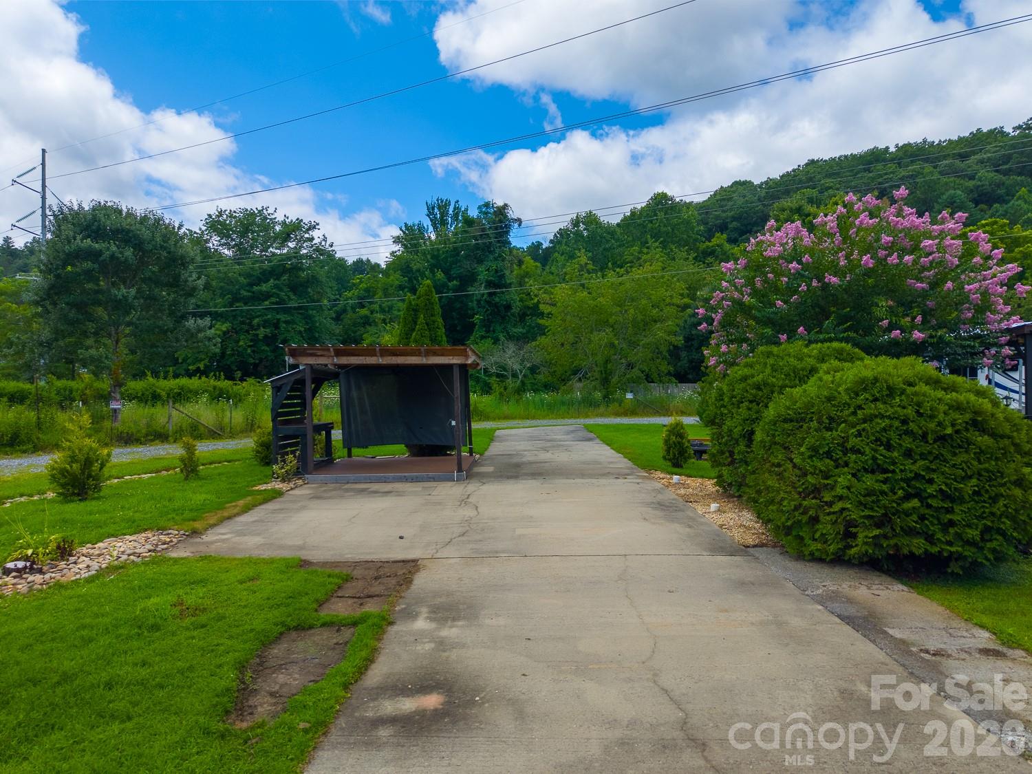 50 Timber Leaf Drive Property Photo 5