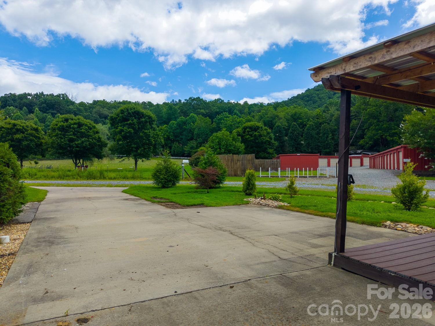 50 Timber Leaf Drive Property Photo 13
