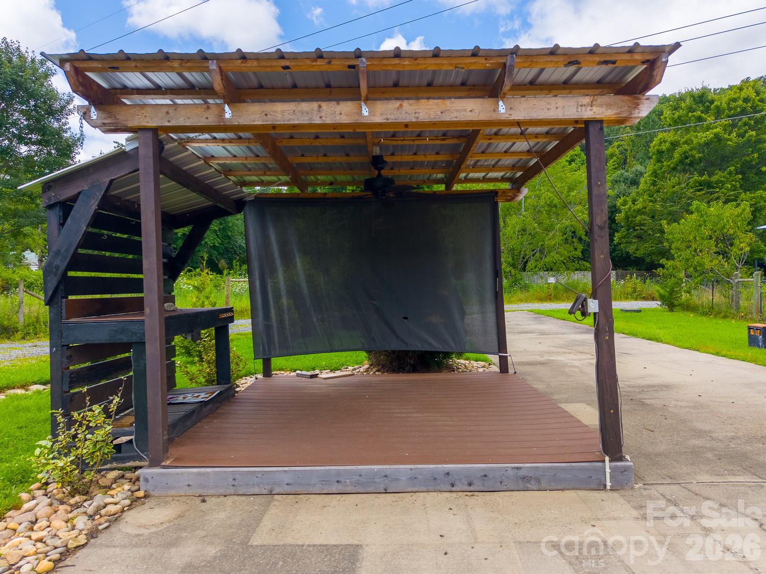 50 Timber Leaf Drive Property Photo 14