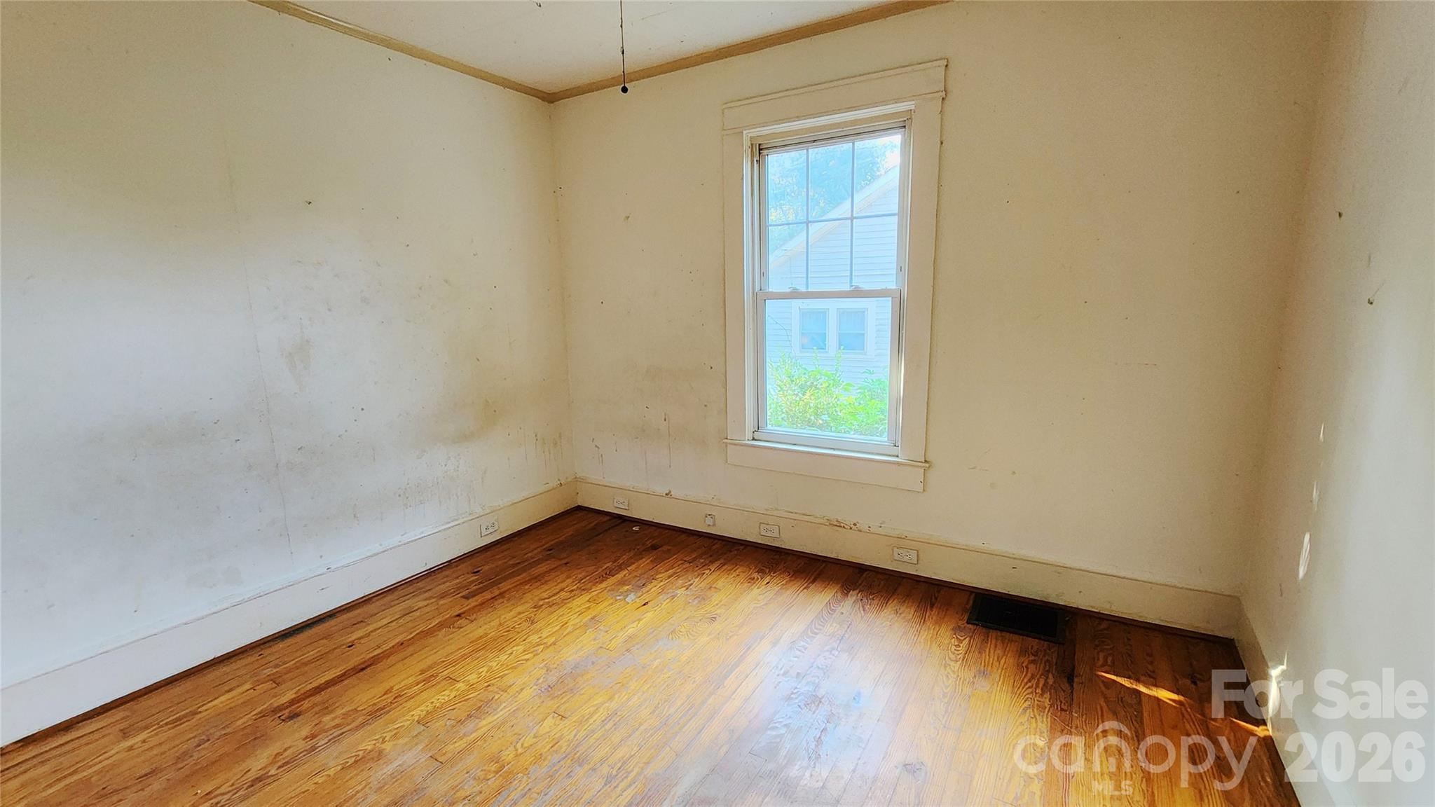 906 Trogdon Street Property Photo 12