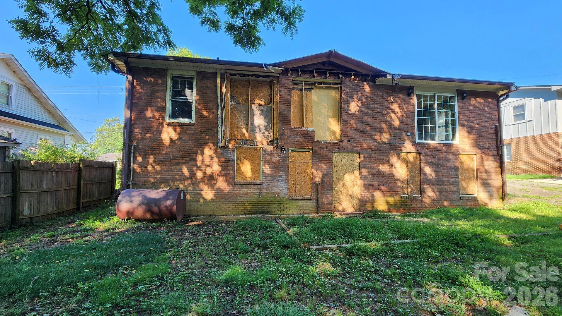 906 Trogdon Street Property Photo 23
