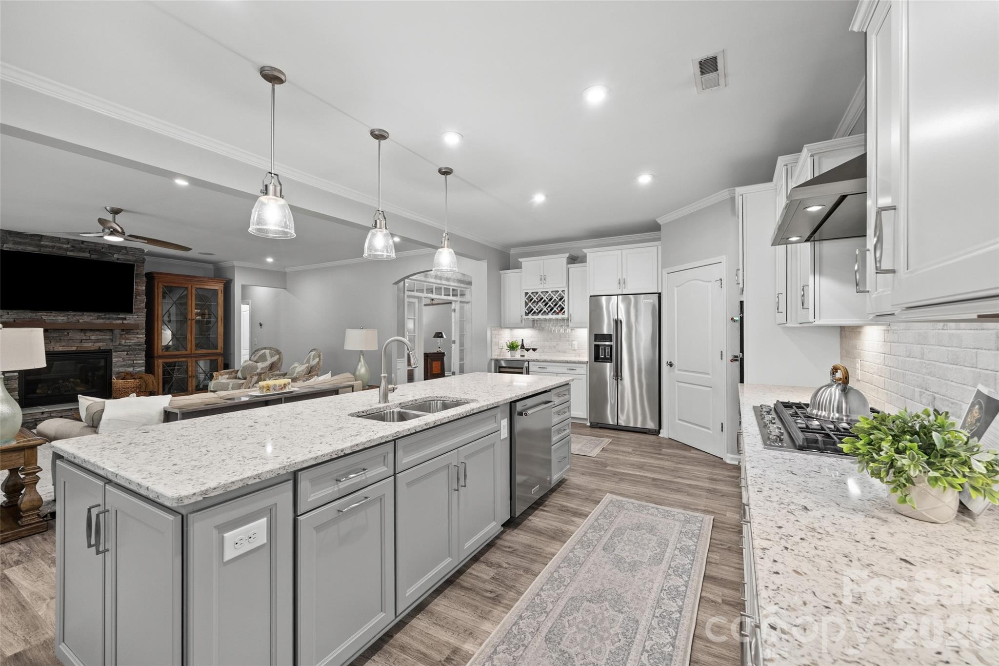 1521 Carolina Orchards Boulevard Property Photo 11