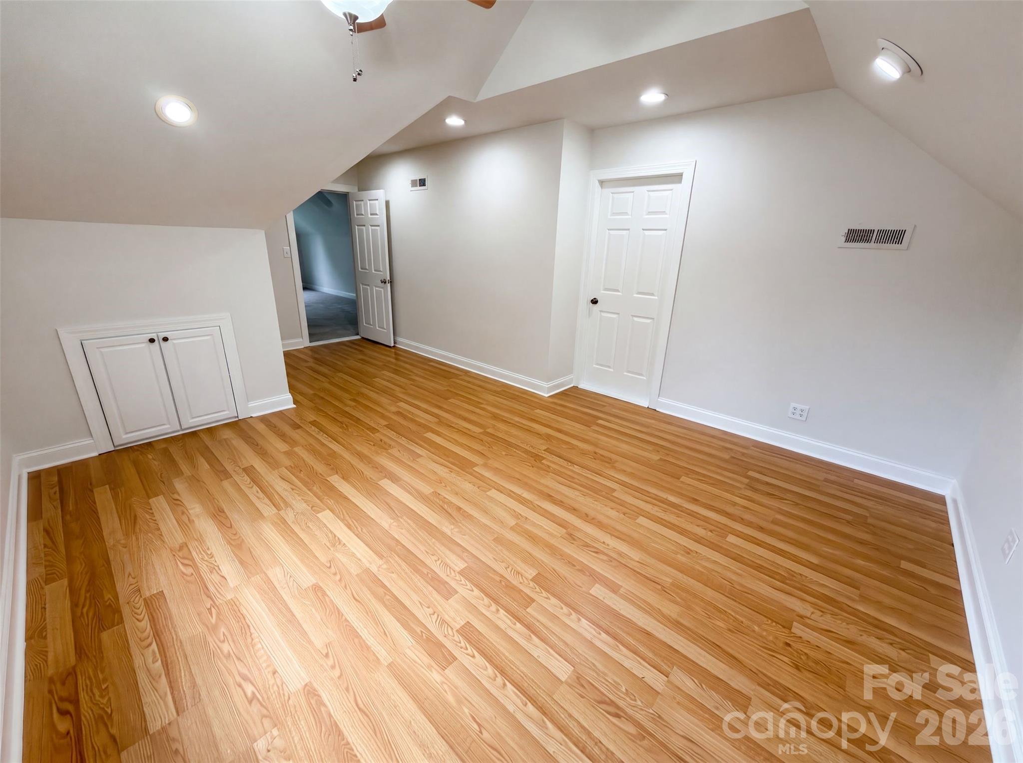 2037 Olde Towne Drive Property Photo 13