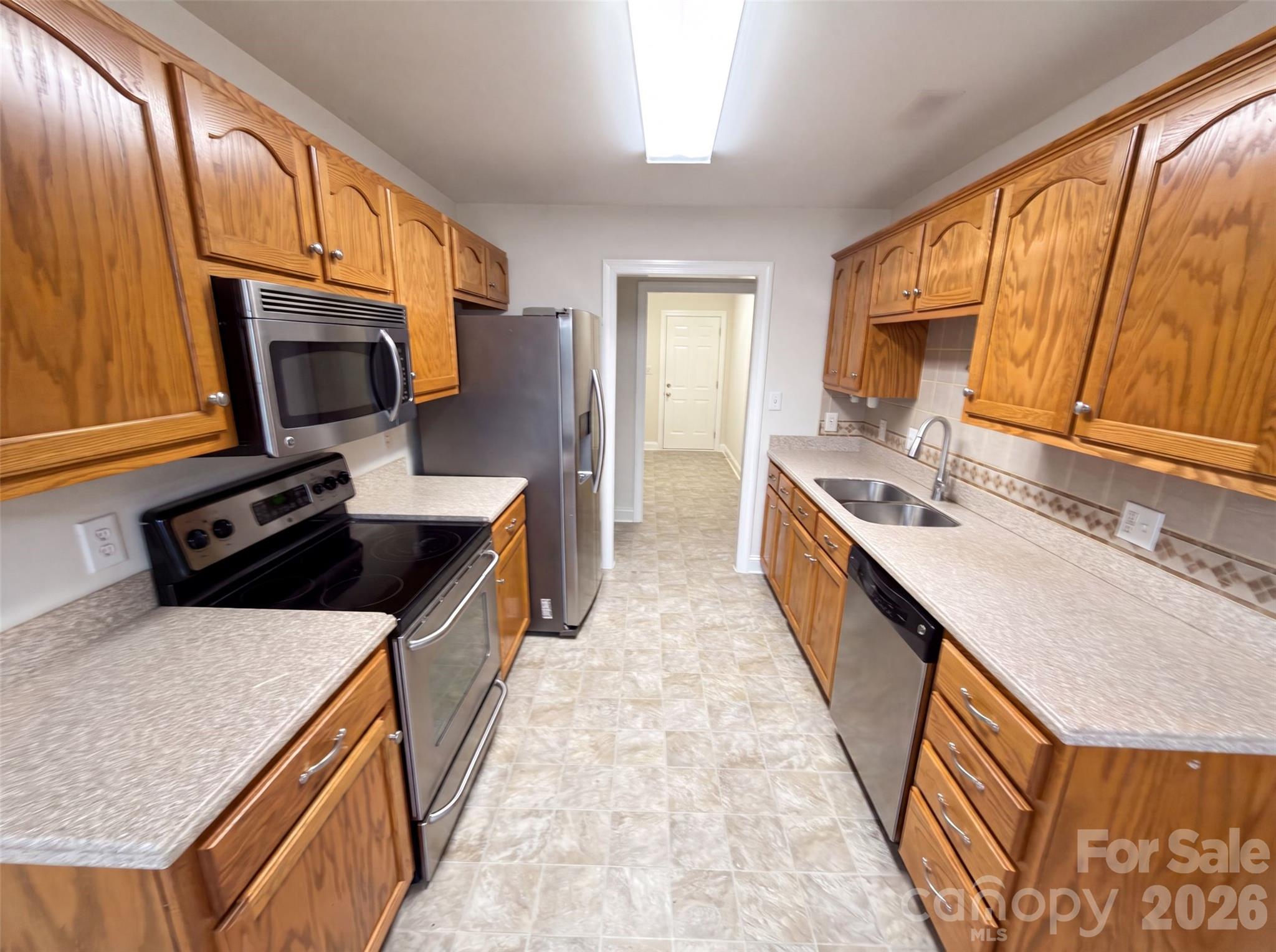 2037 Olde Towne Drive Property Photo 15