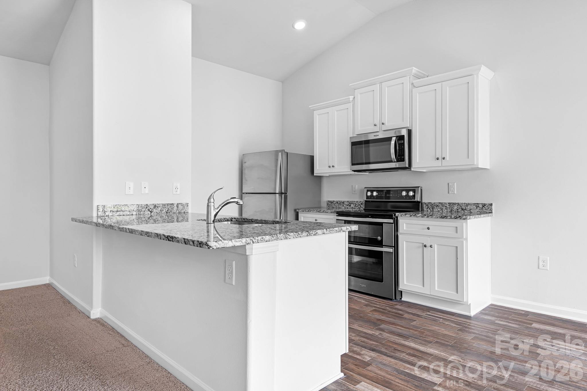 226 Caley Street Property Photo 5