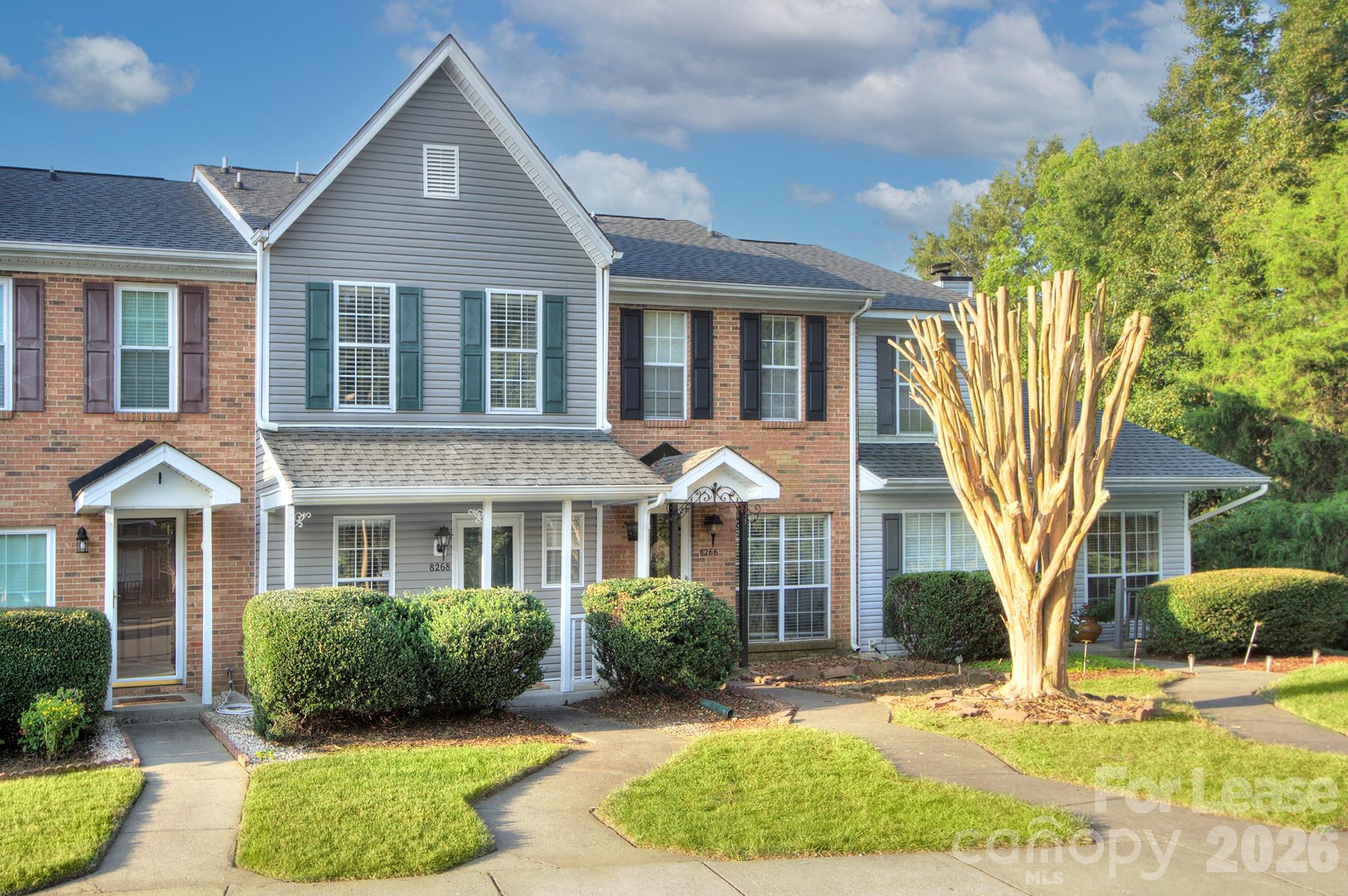 8268 Golf Ridge Drive Property Photo 3