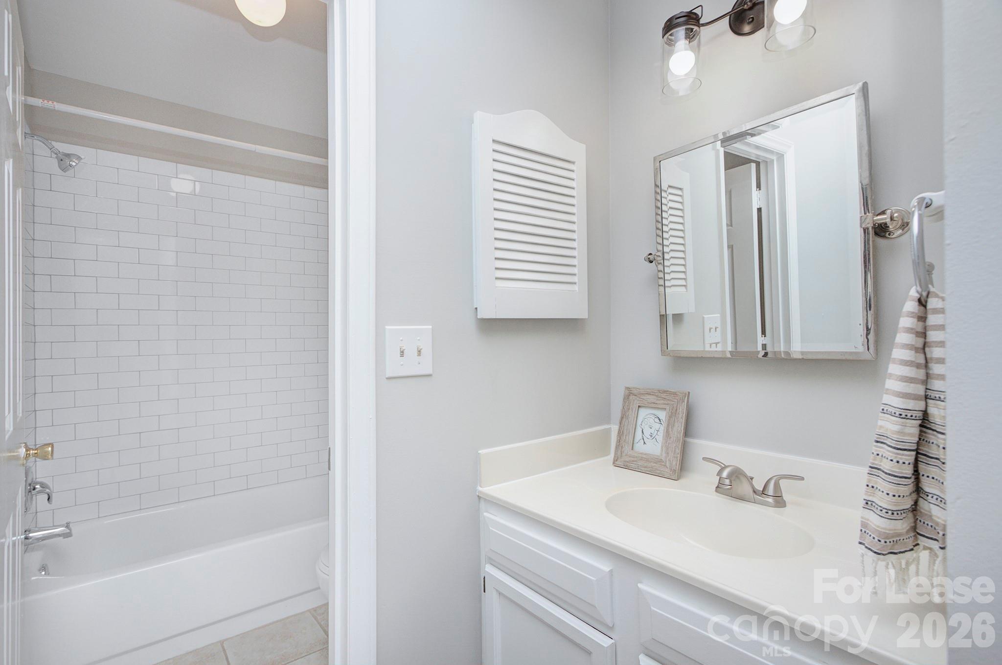 8268 Golf Ridge Drive Property Photo 21