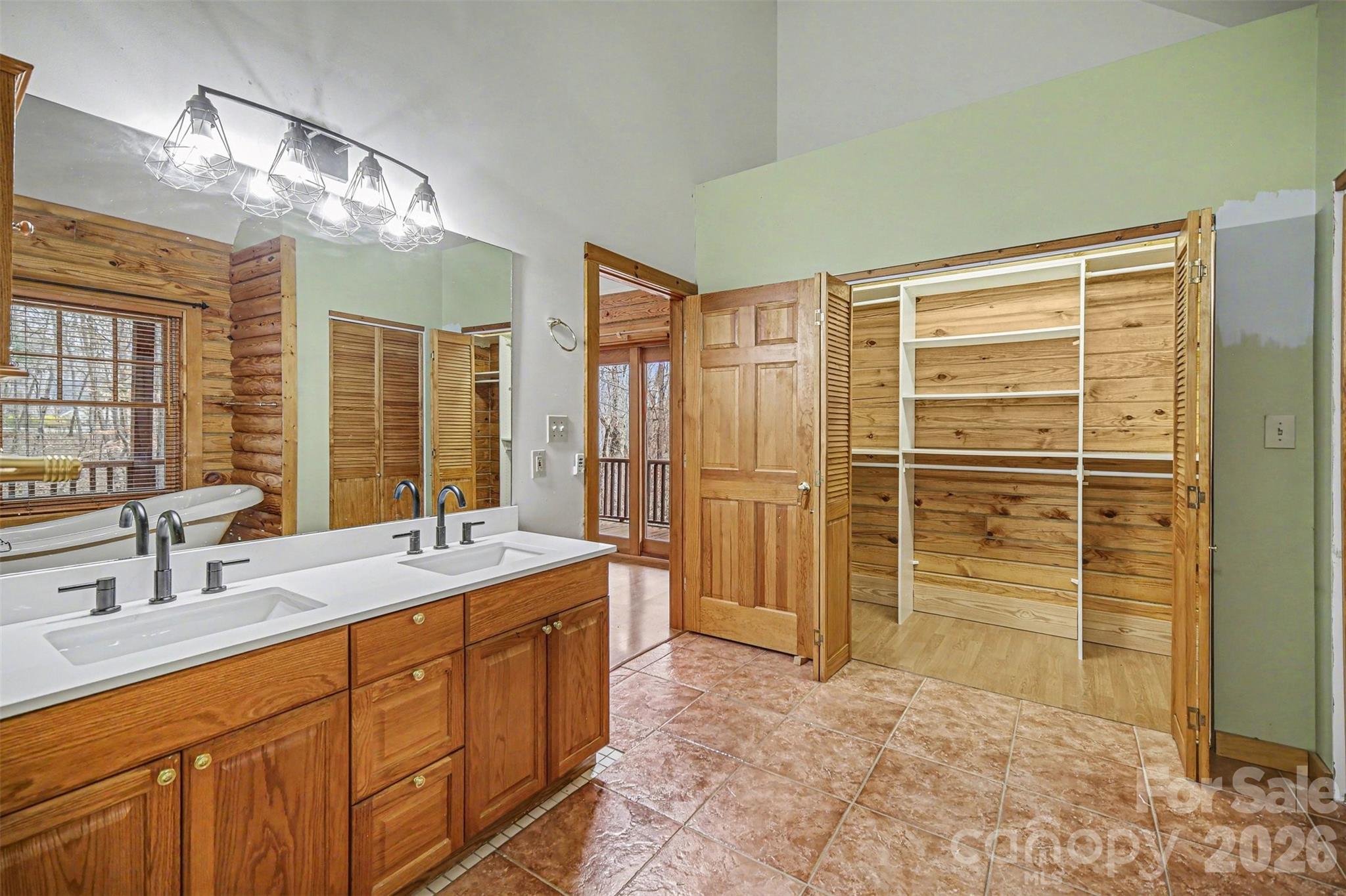 4910 Arden Gate Drive Property Photo 27