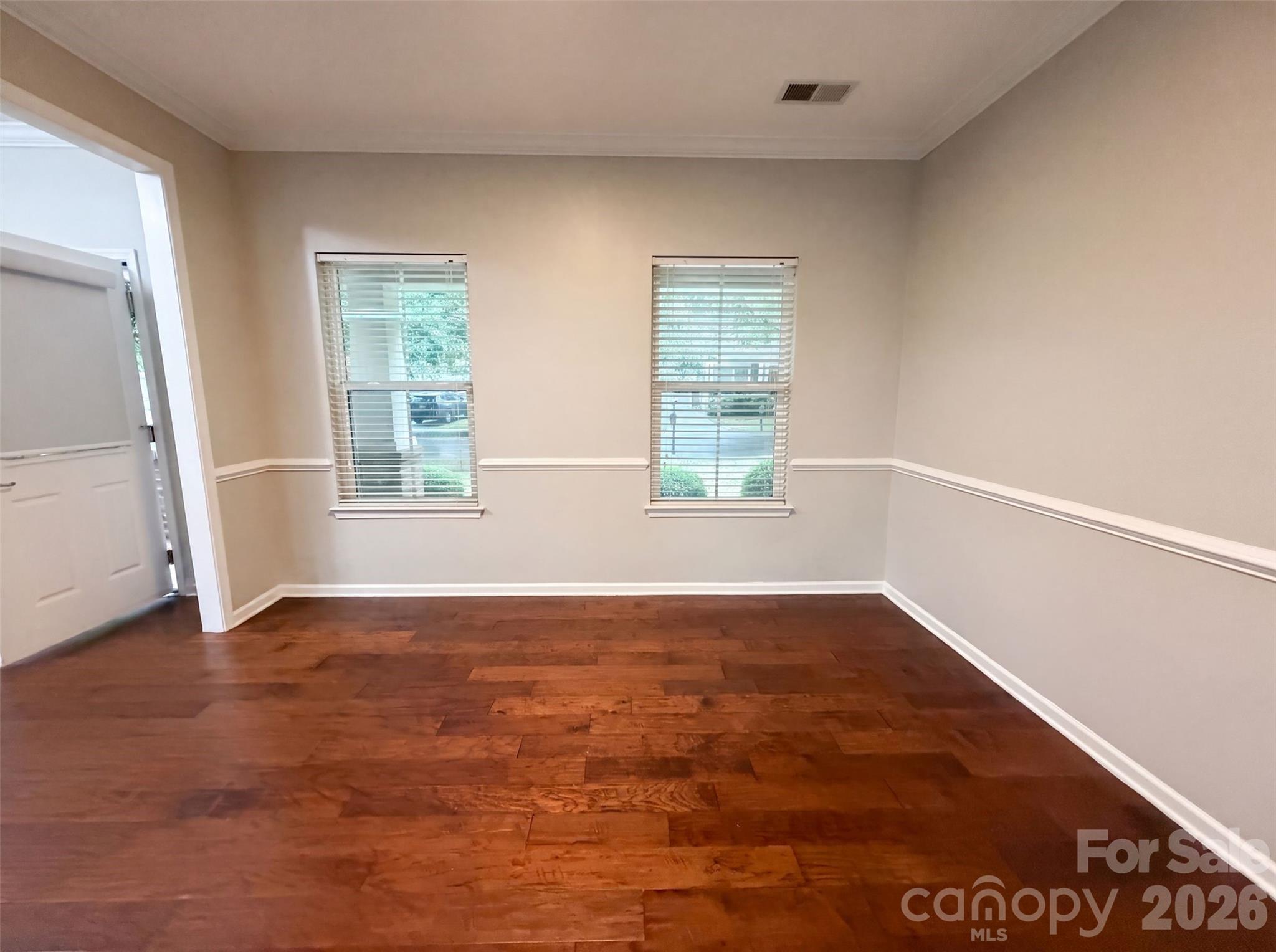 5101 Saint Clair Street Property Photo 8