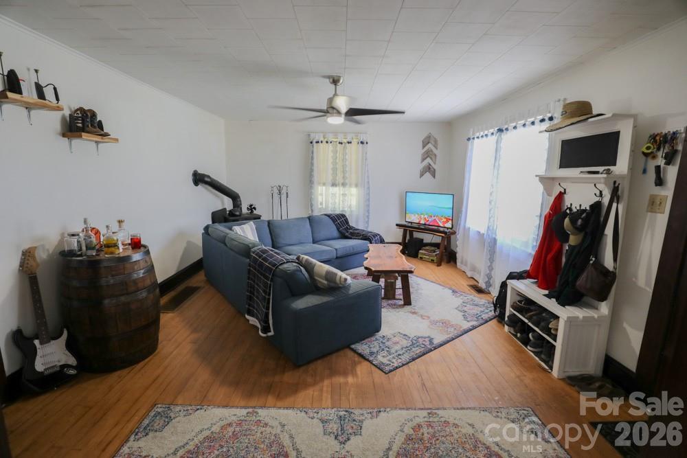 1646 Silver Street Property Photo 8