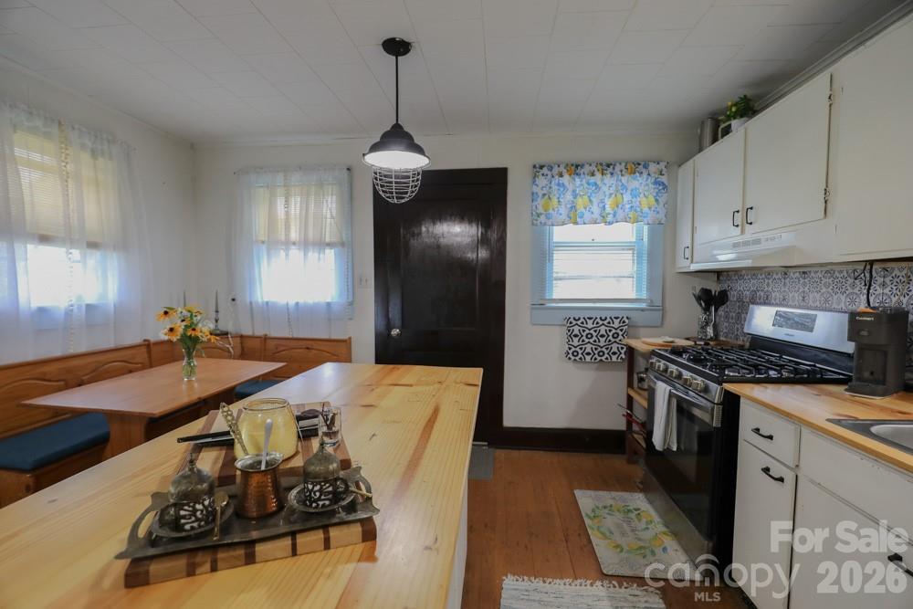 1646 Silver Street Property Photo 12