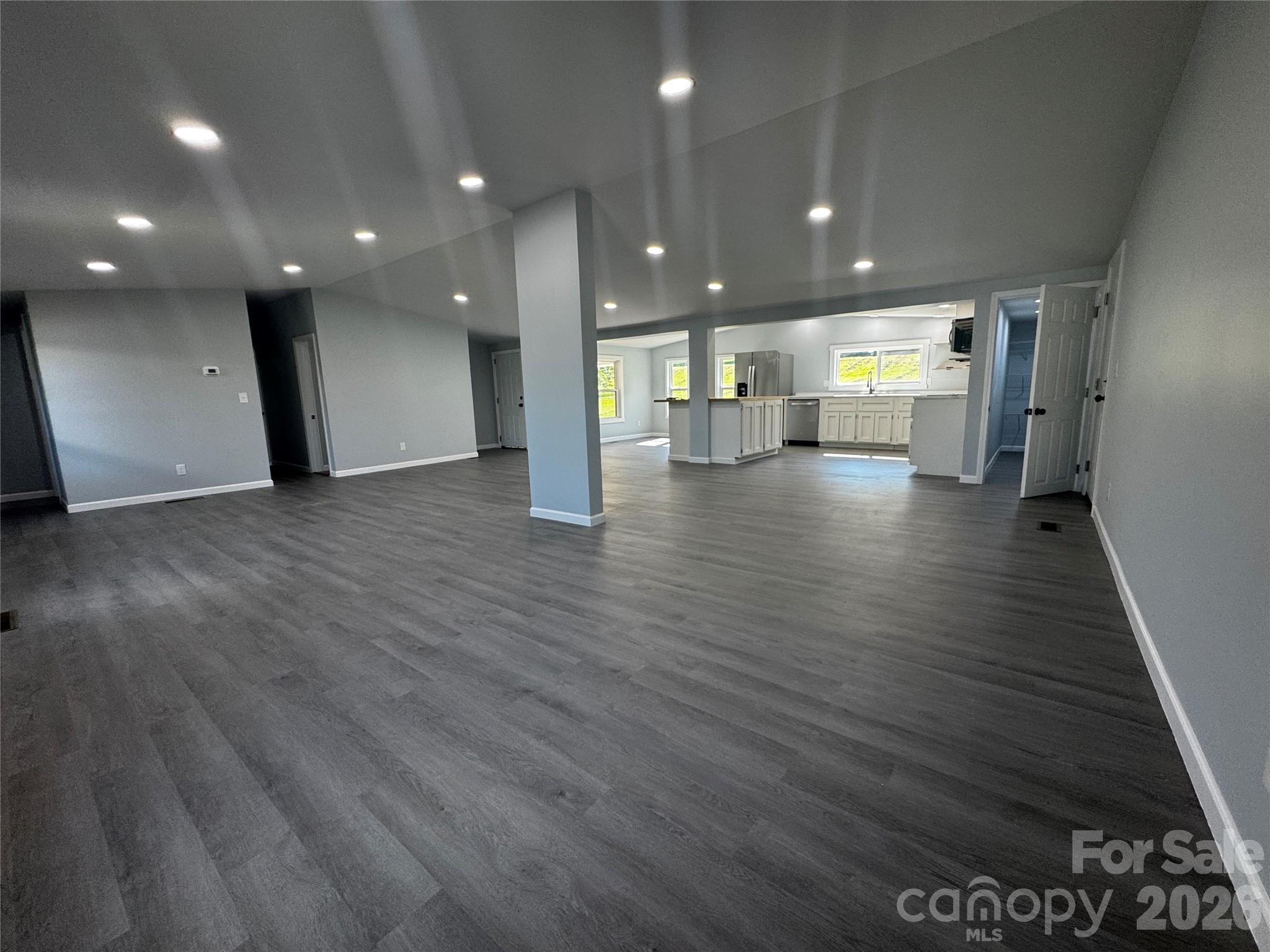 2295 Shady Grove Road Property Photo 26