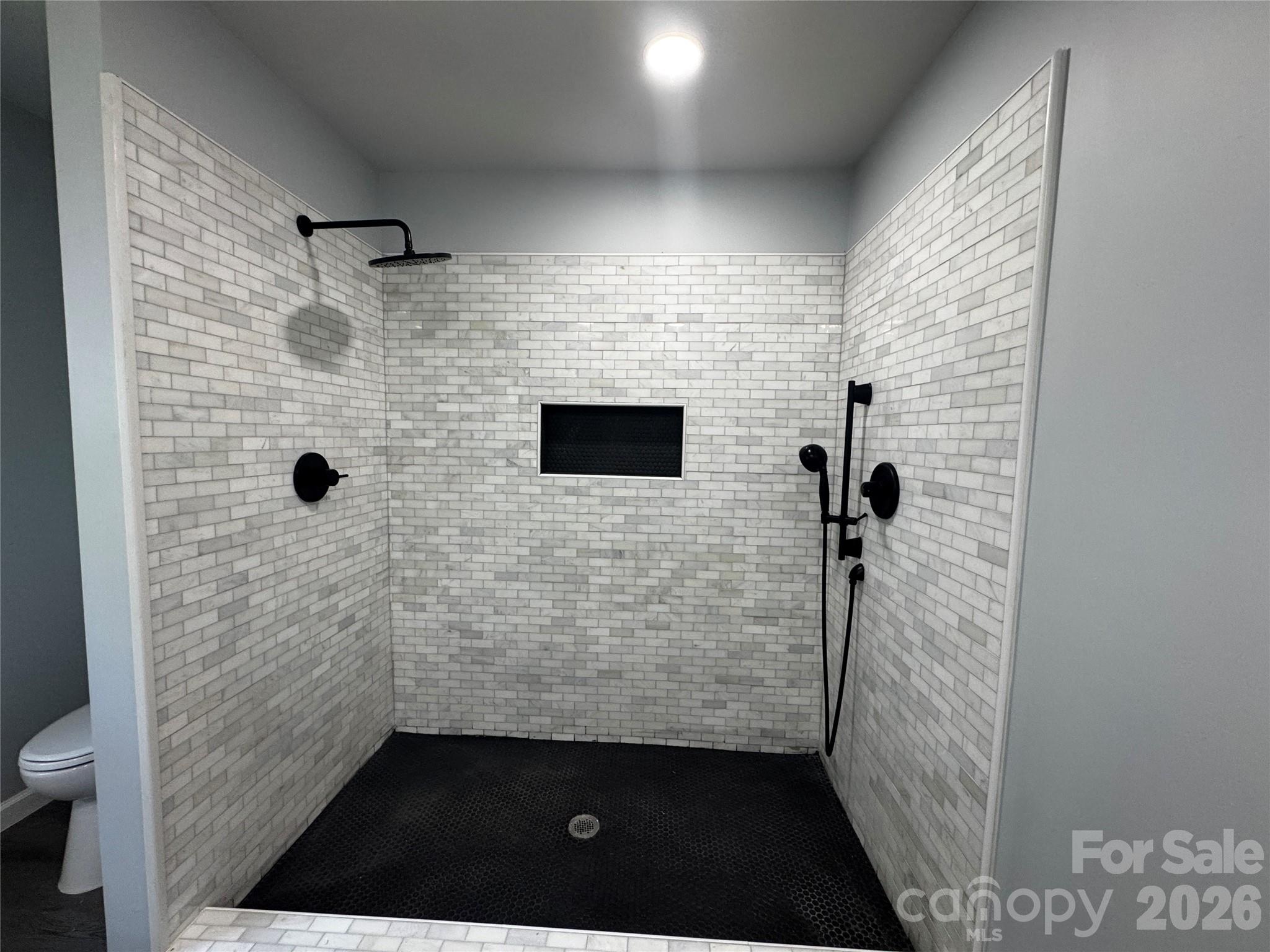 2295 Shady Grove Road Property Photo 39