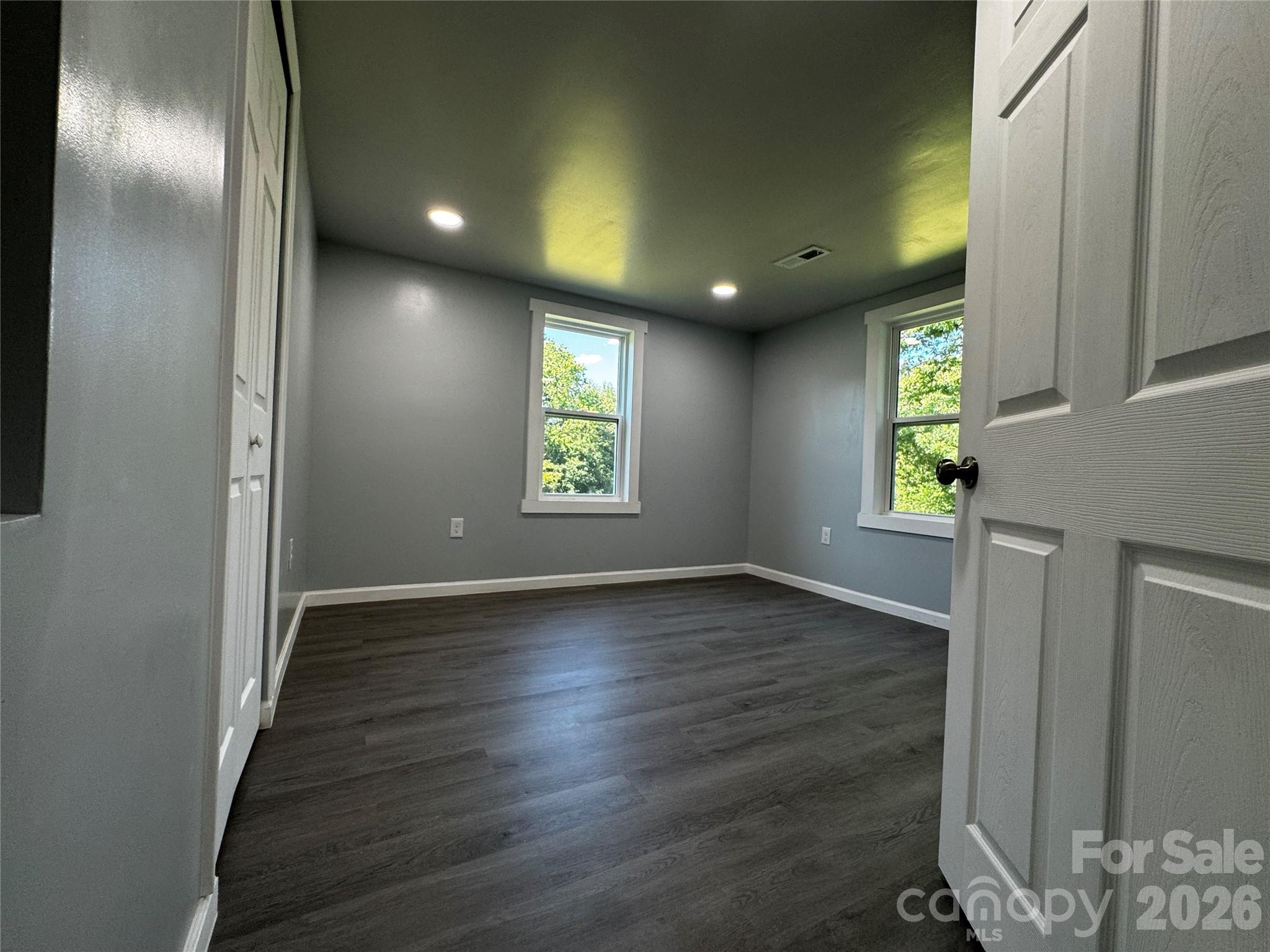 2295 Shady Grove Road Property Photo 45