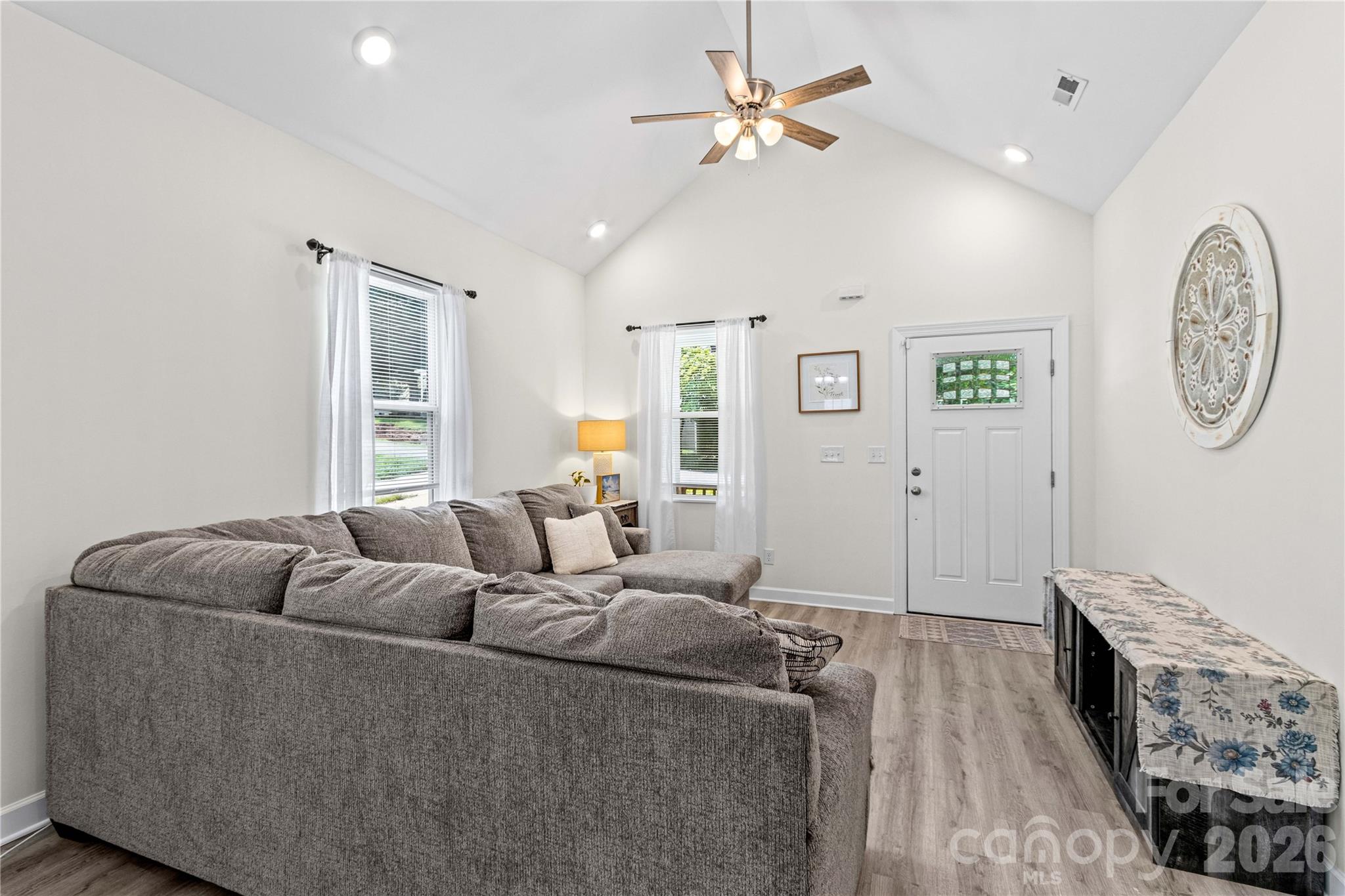904 4th Street Property Photo 6