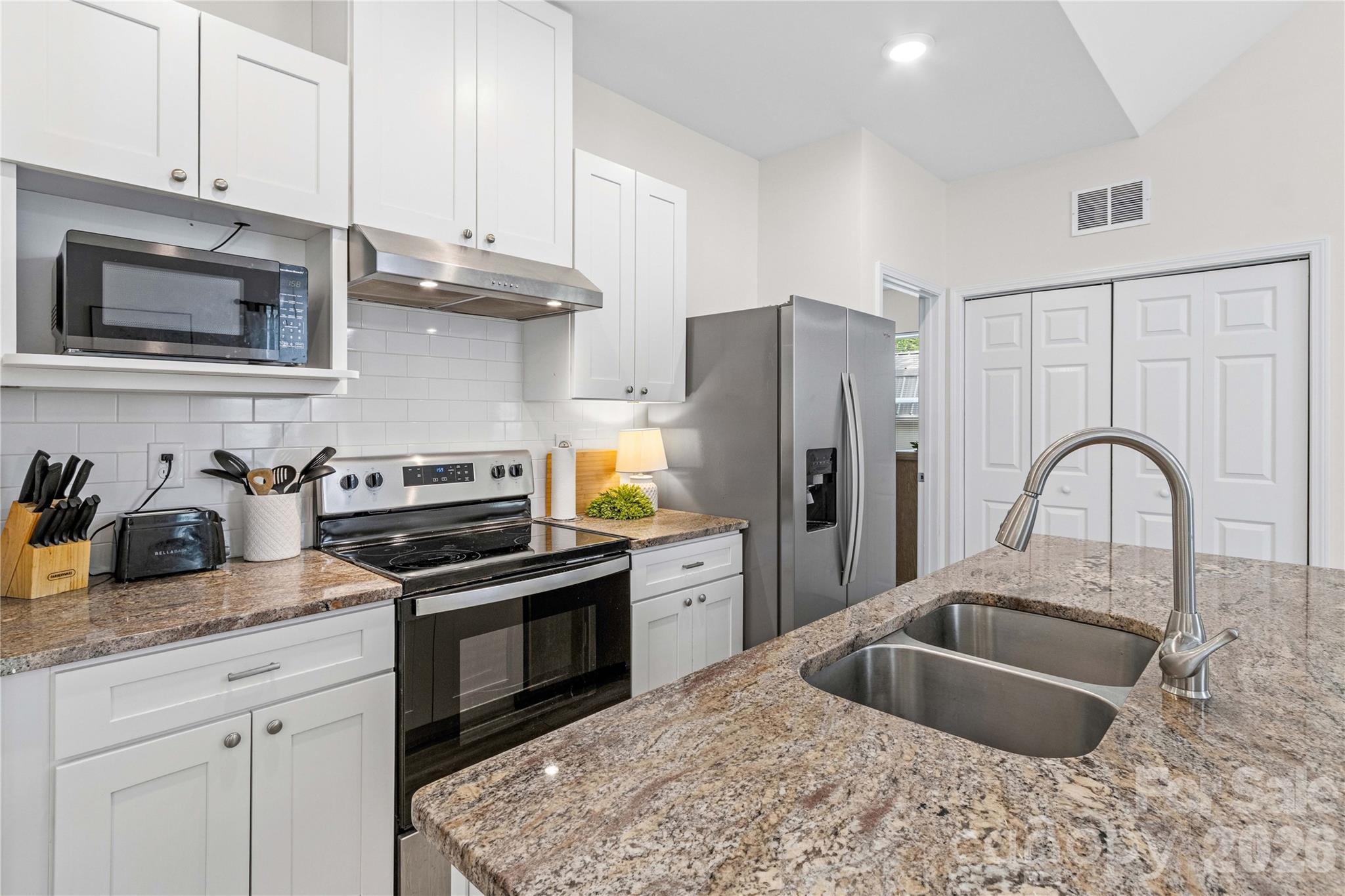 904 4th Street Property Photo 18