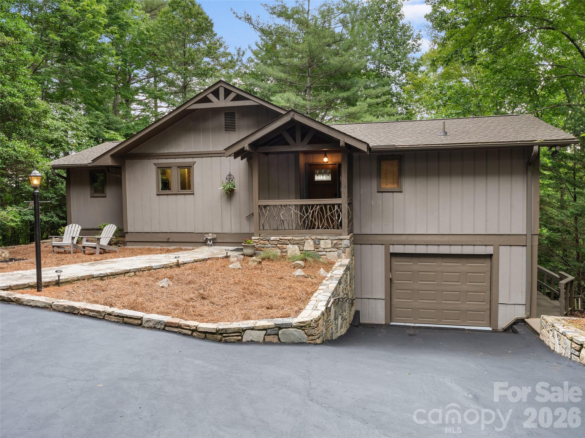 32 Uloque Court Property Photo 1