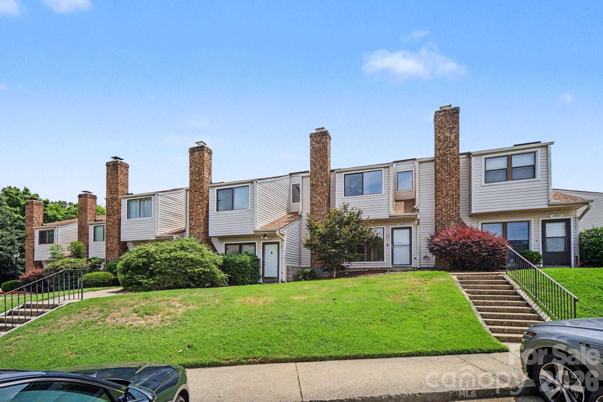11009 Carmel Crossing Road Property Photo 1