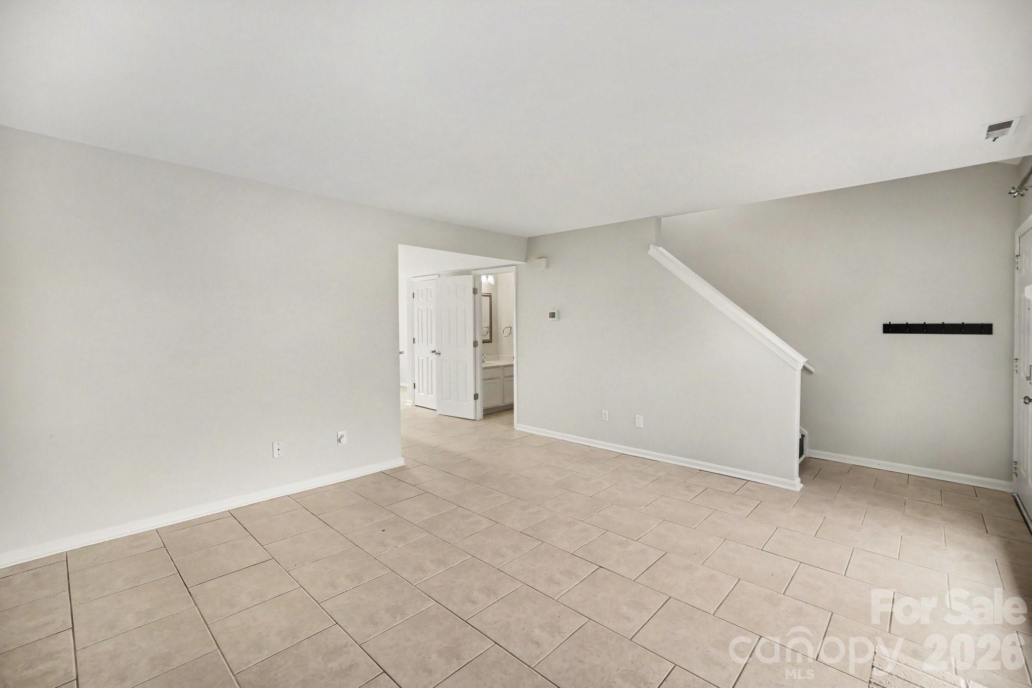 11009 Carmel Crossing Road Property Photo 14