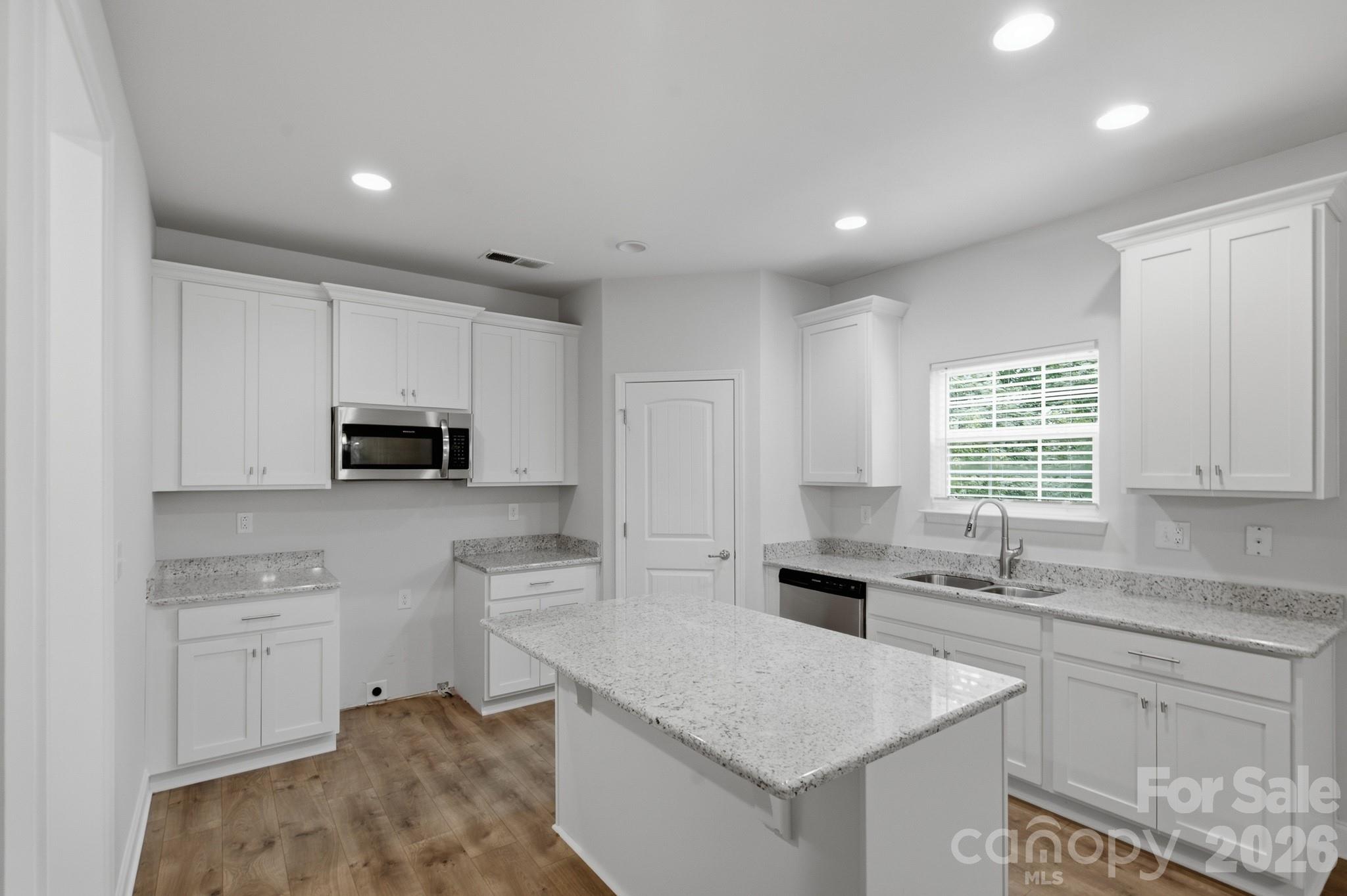 123 Bunker Hill Lane Property Photo 15