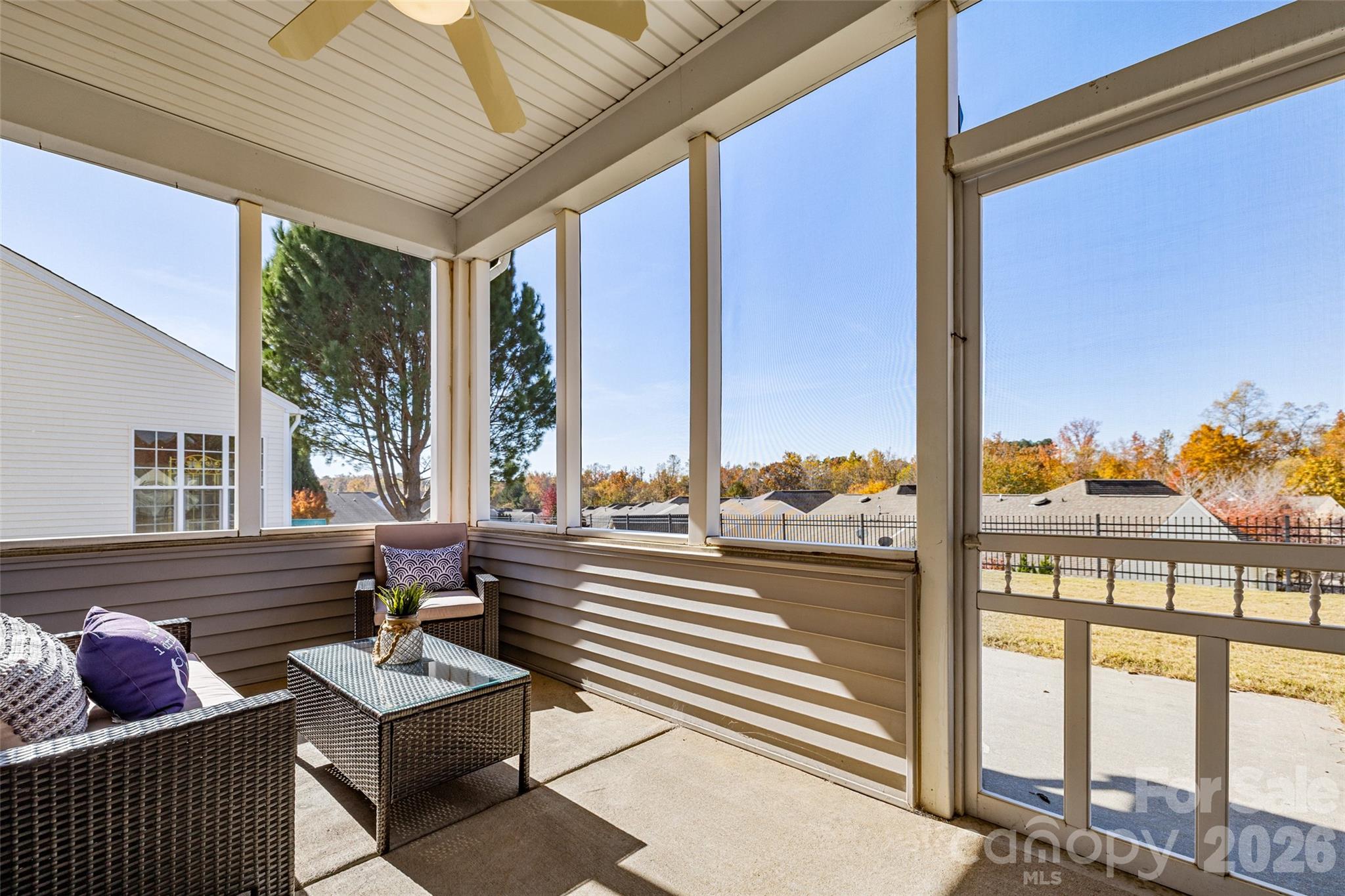 16291 Raven Crest Drive Property Photo 4