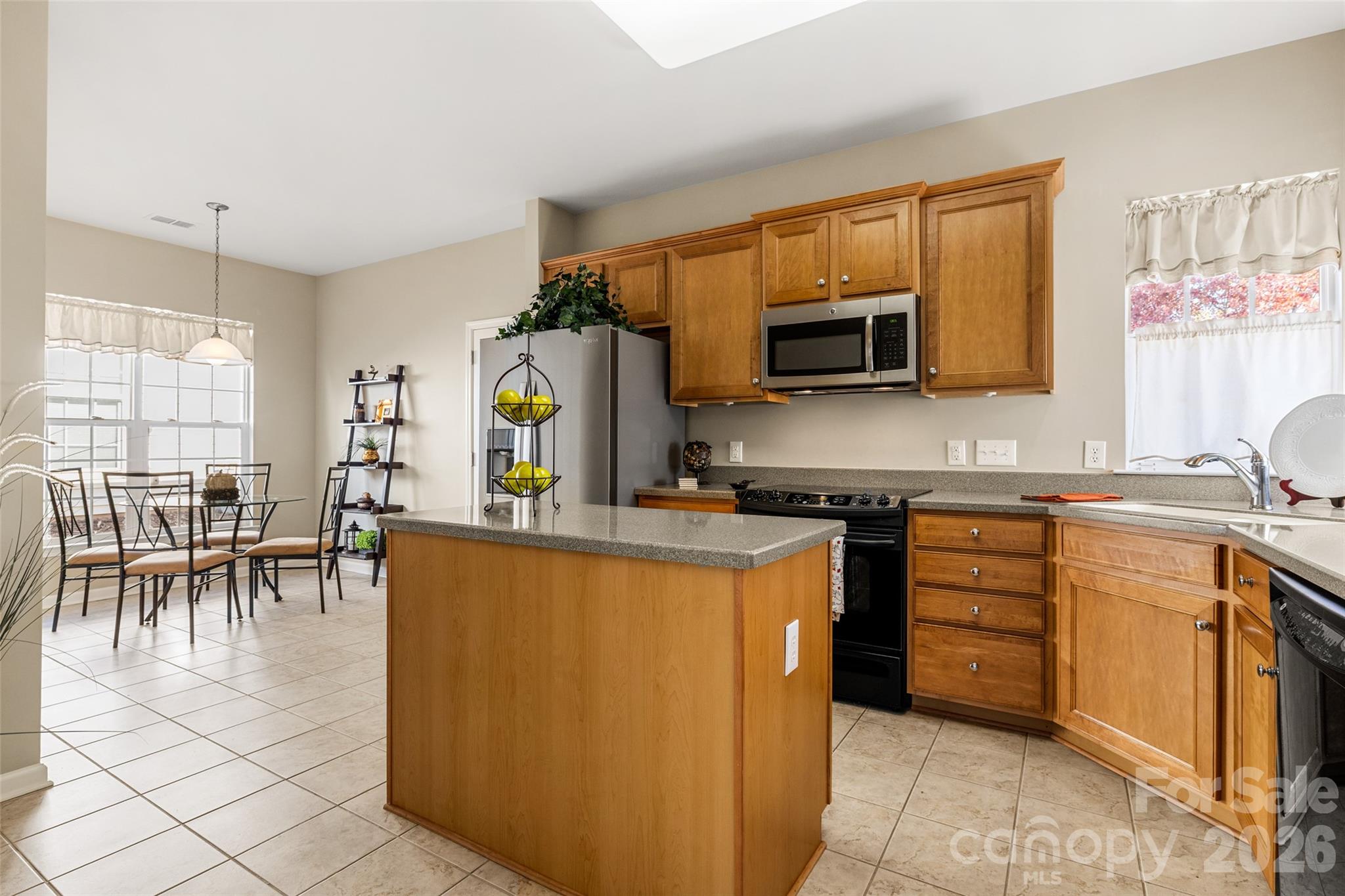 16291 Raven Crest Drive Property Photo 10