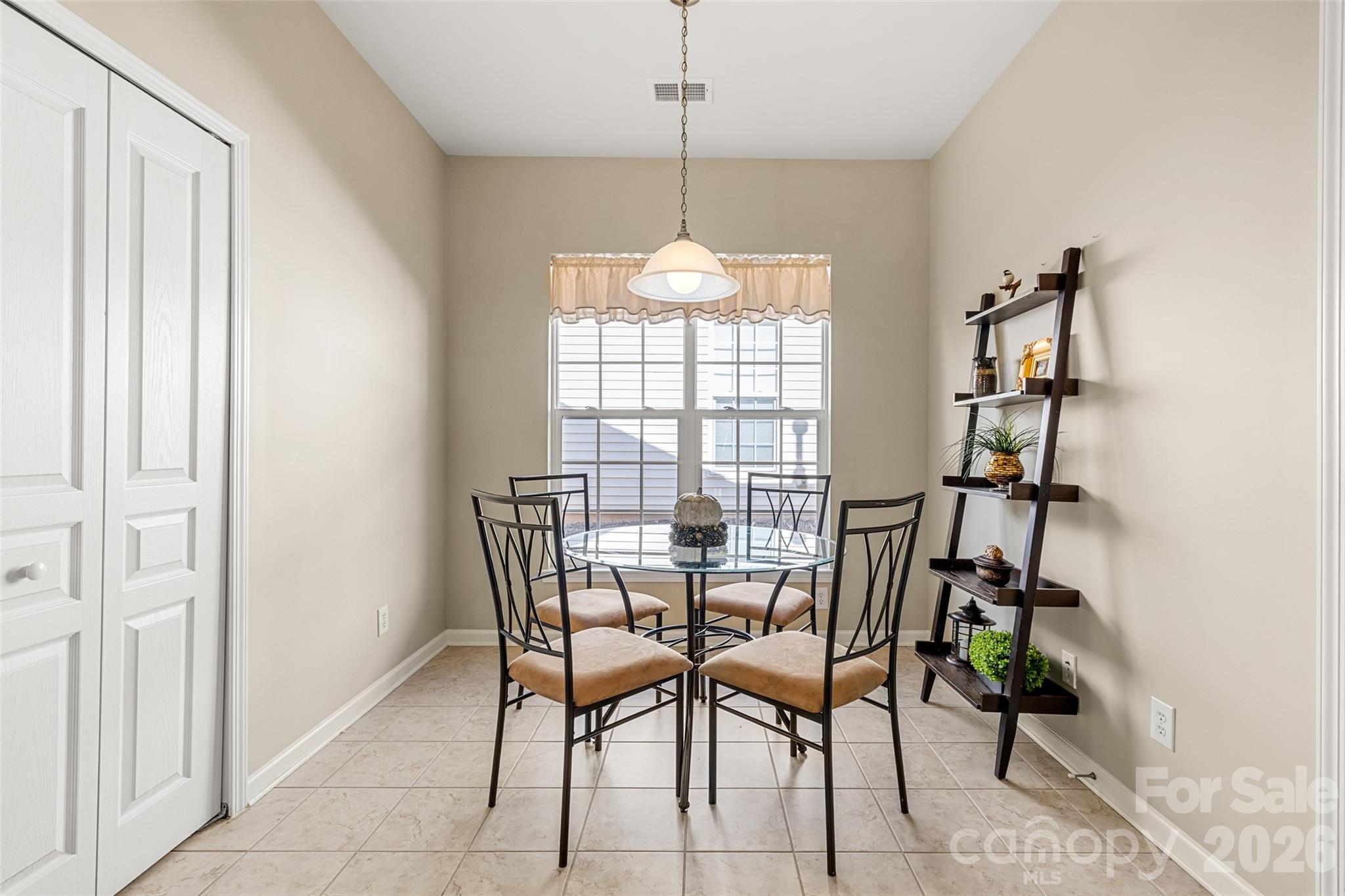 16291 Raven Crest Drive Property Photo 12