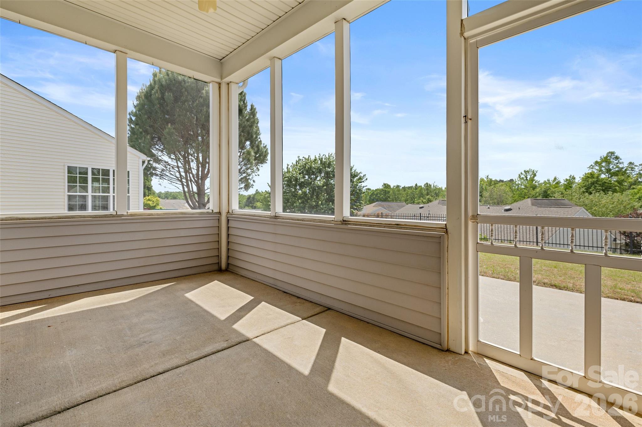 16291 Raven Crest Drive Property Photo 23