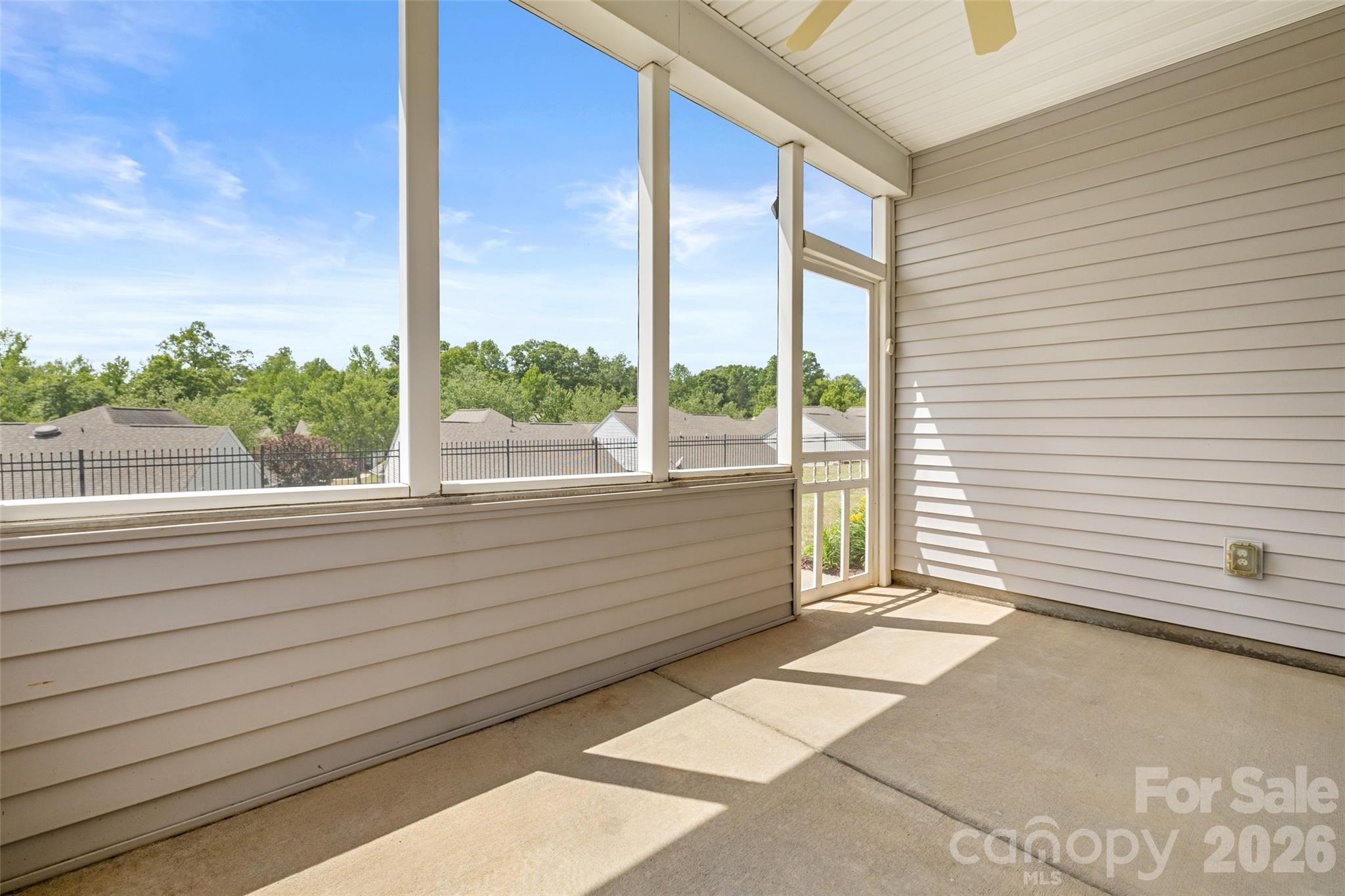 16291 Raven Crest Drive Property Photo 31
