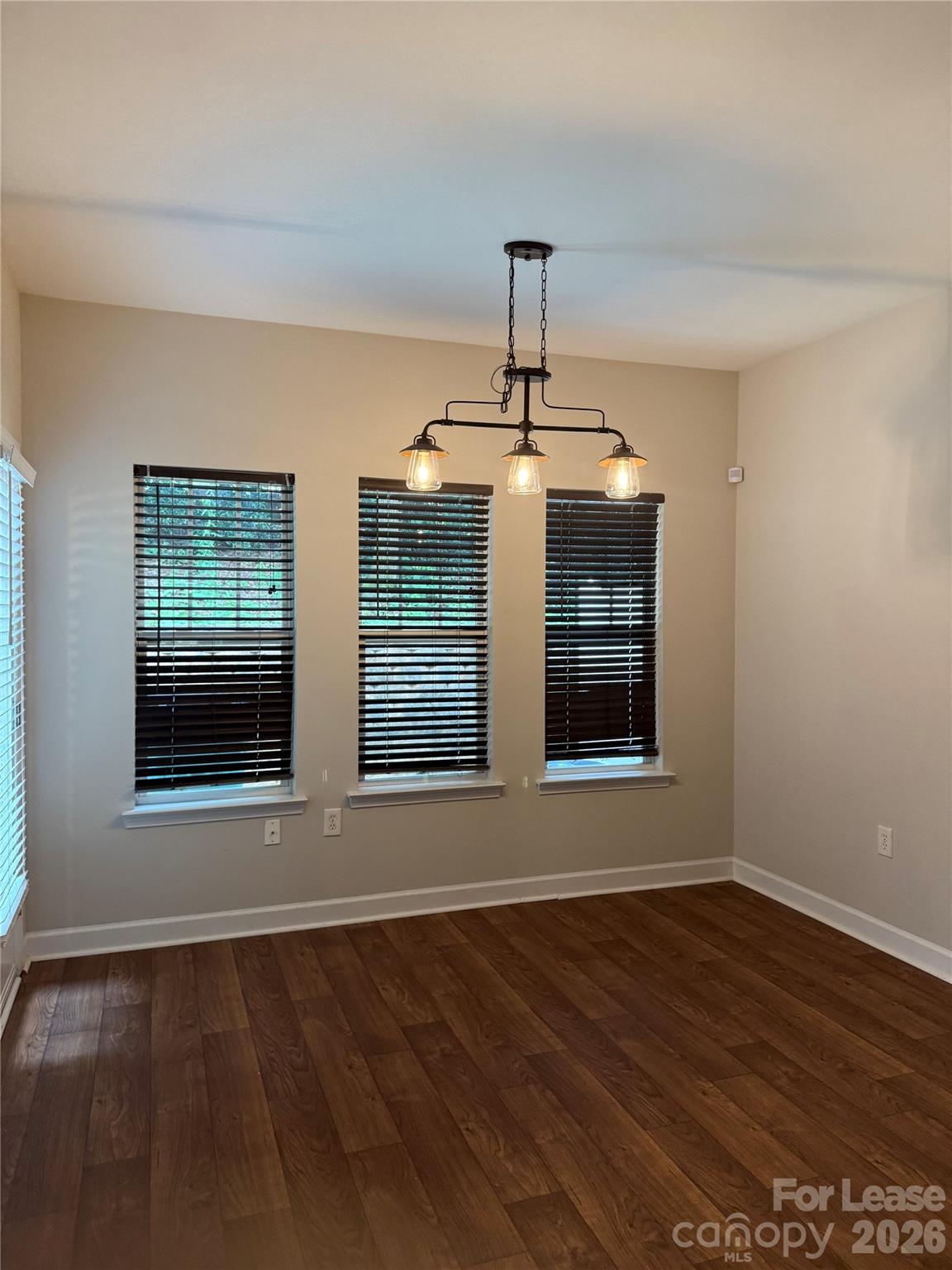5915 Pisgah Way Property Photo 5