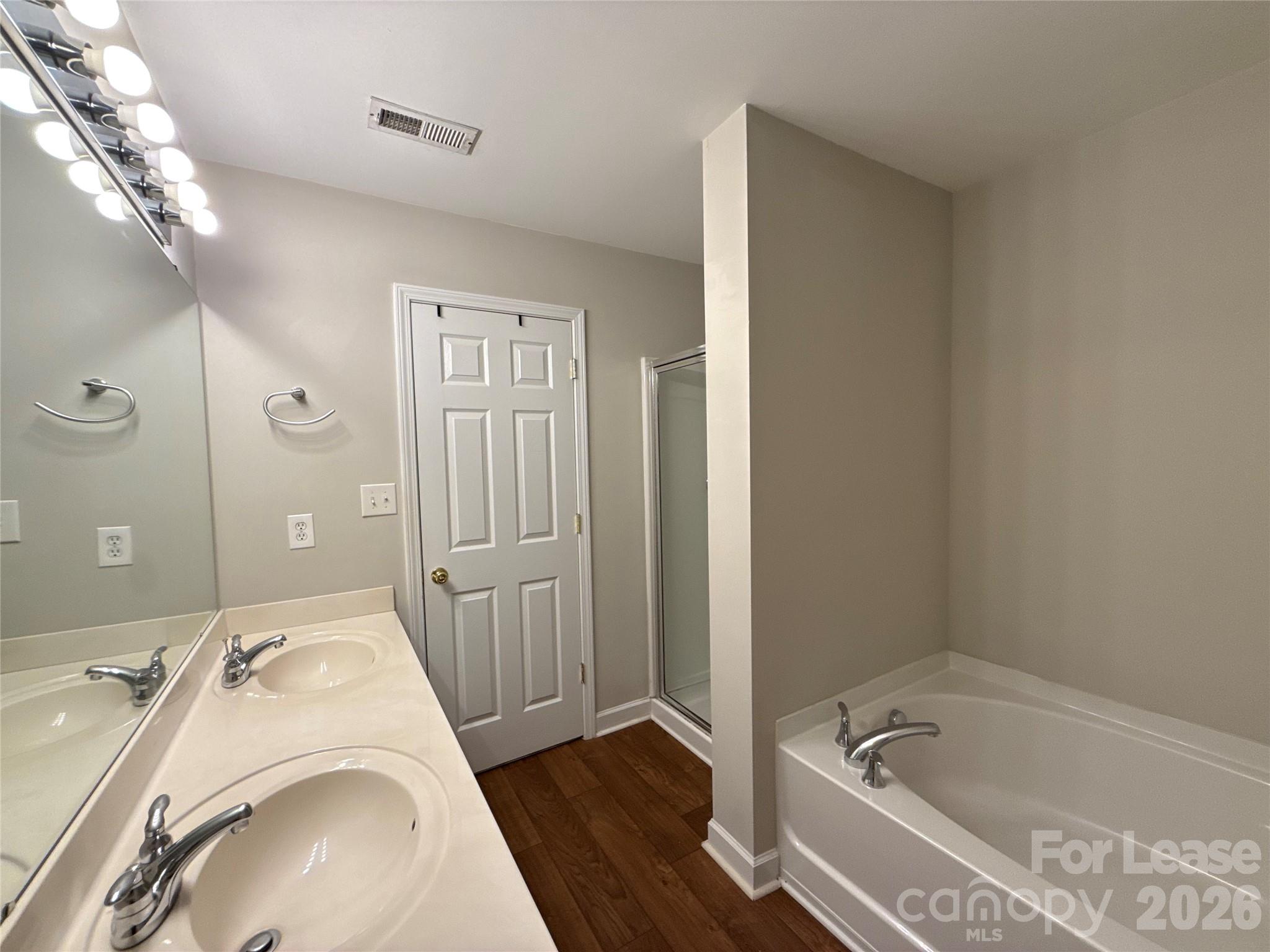 5915 Pisgah Way Property Photo 8