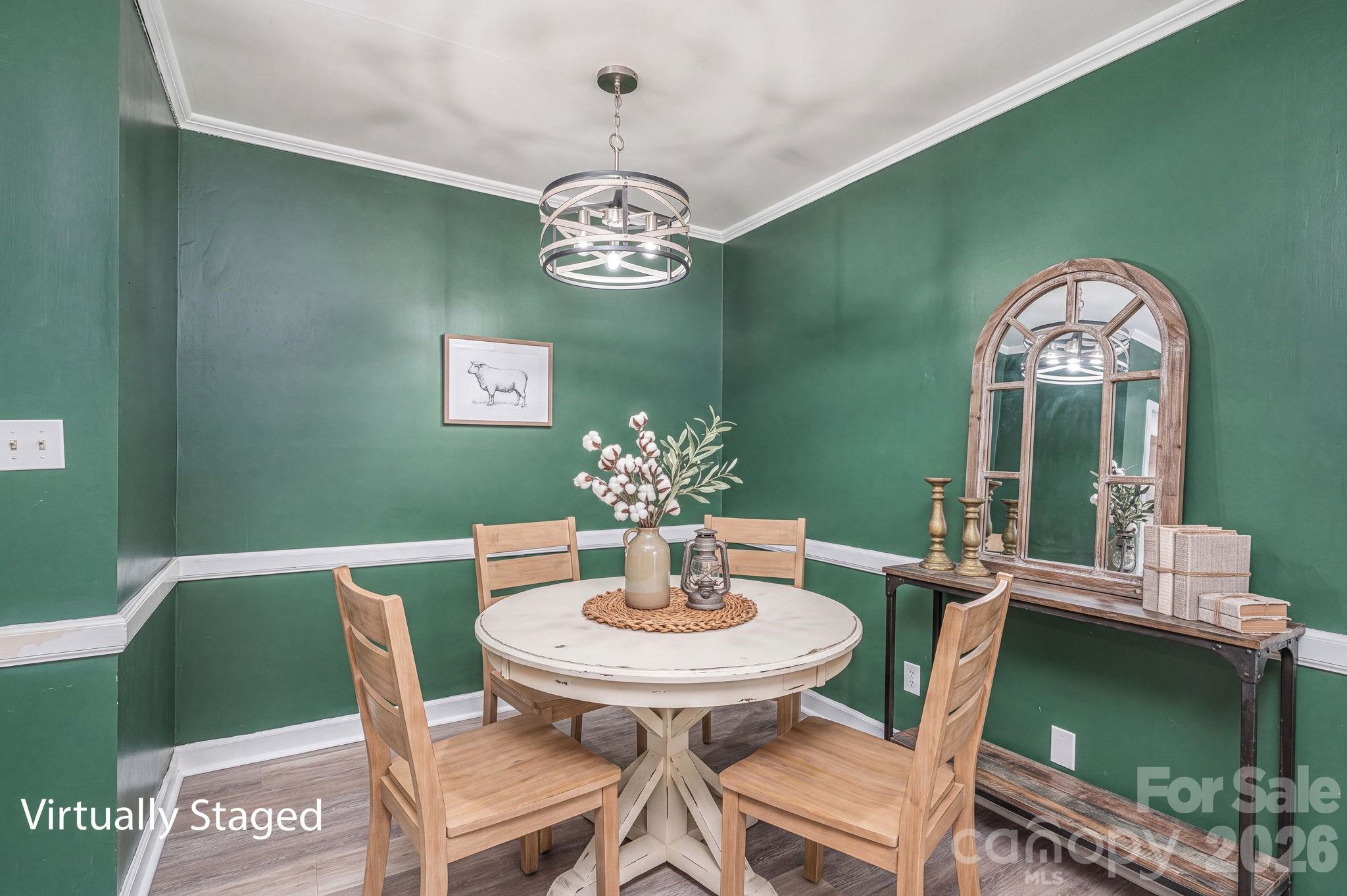 304 Windsor Drive Property Photo 15