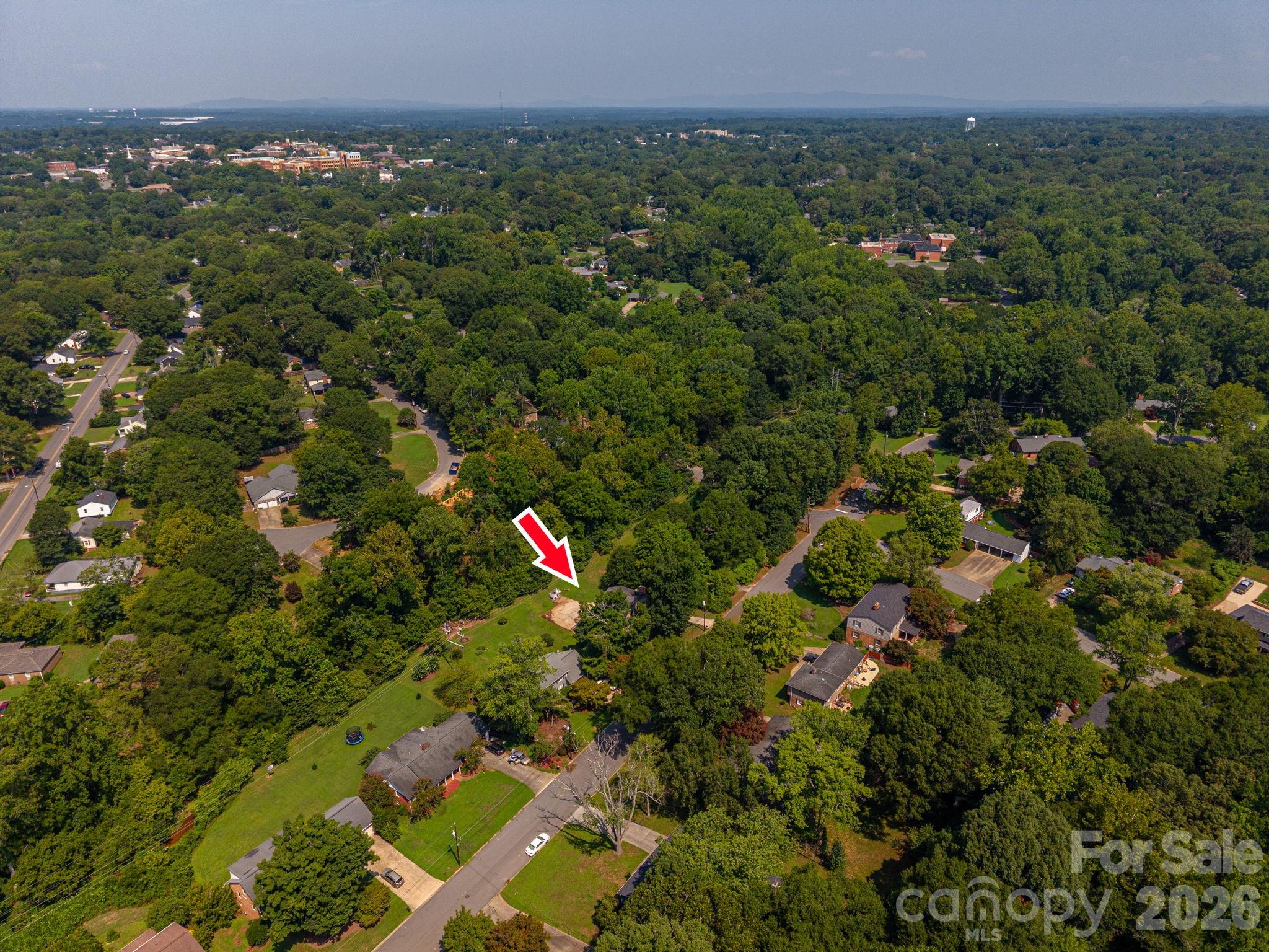 304 Windsor Drive Property Photo 44