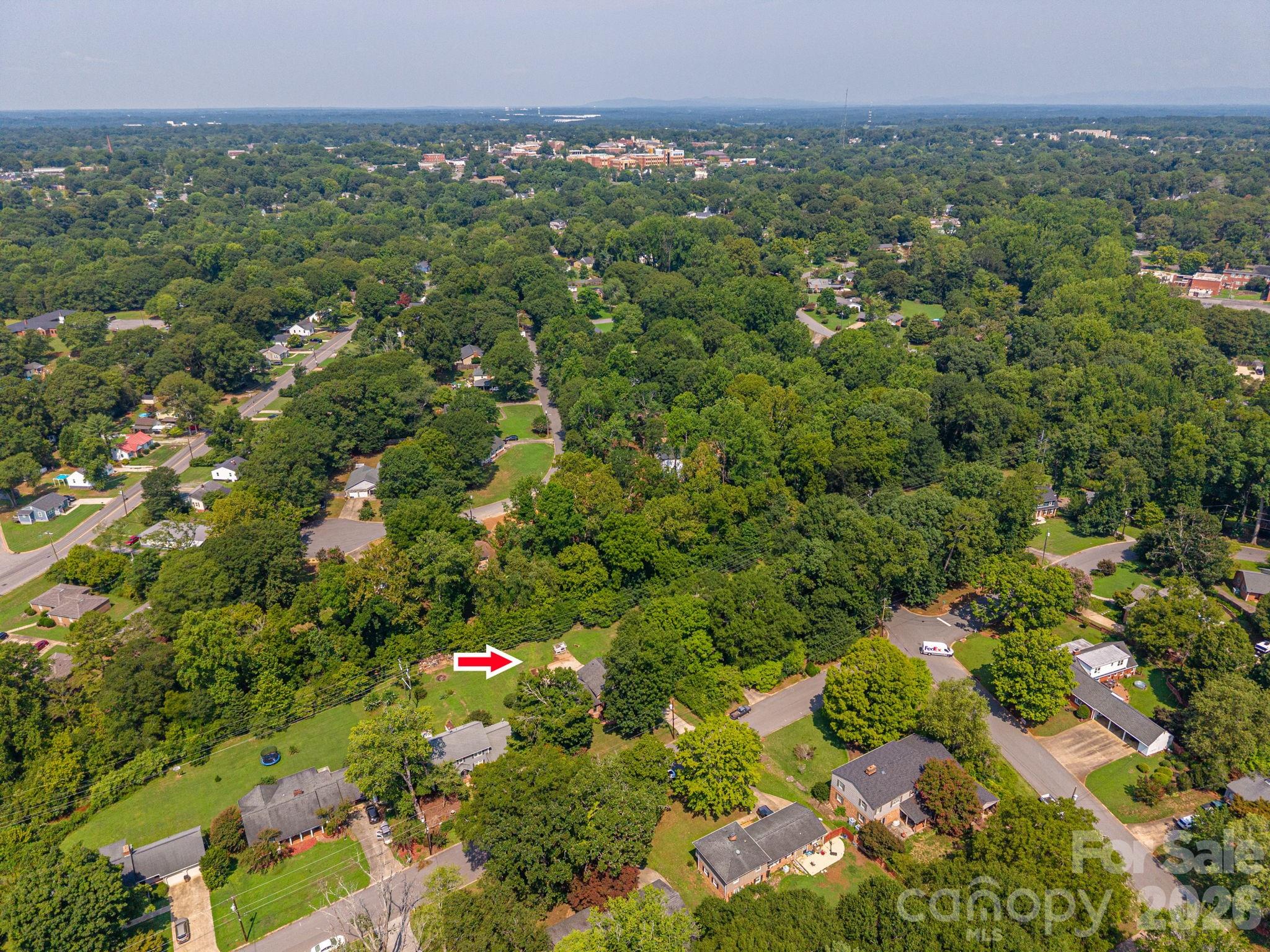 304 Windsor Drive Property Photo 45