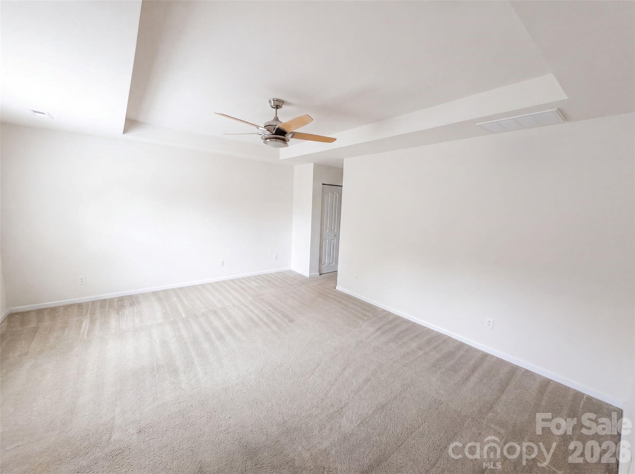 17240 Westmill Lane Property Photo 4