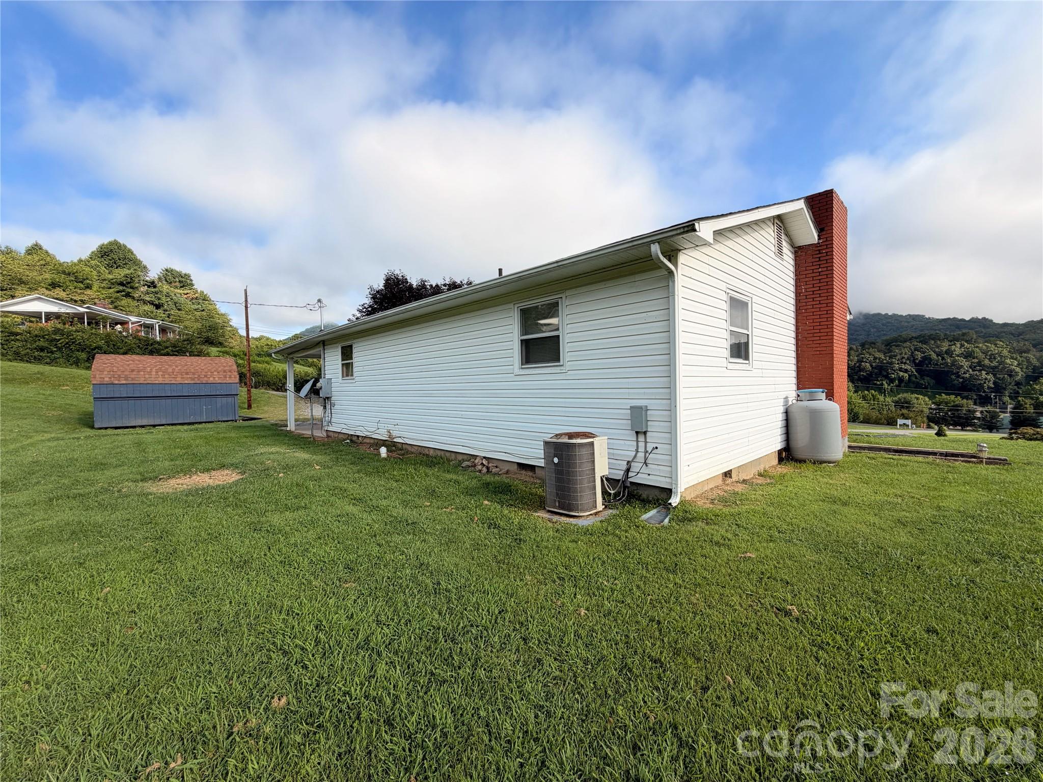175 Hampshire Drive Property Photo 20