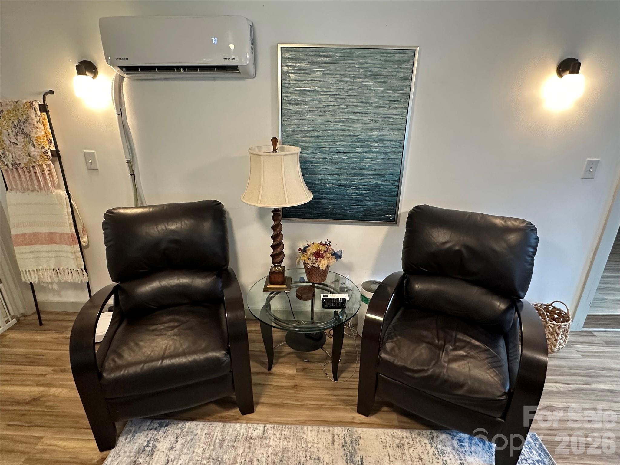 120 Cardinal Drive Property Photo 4