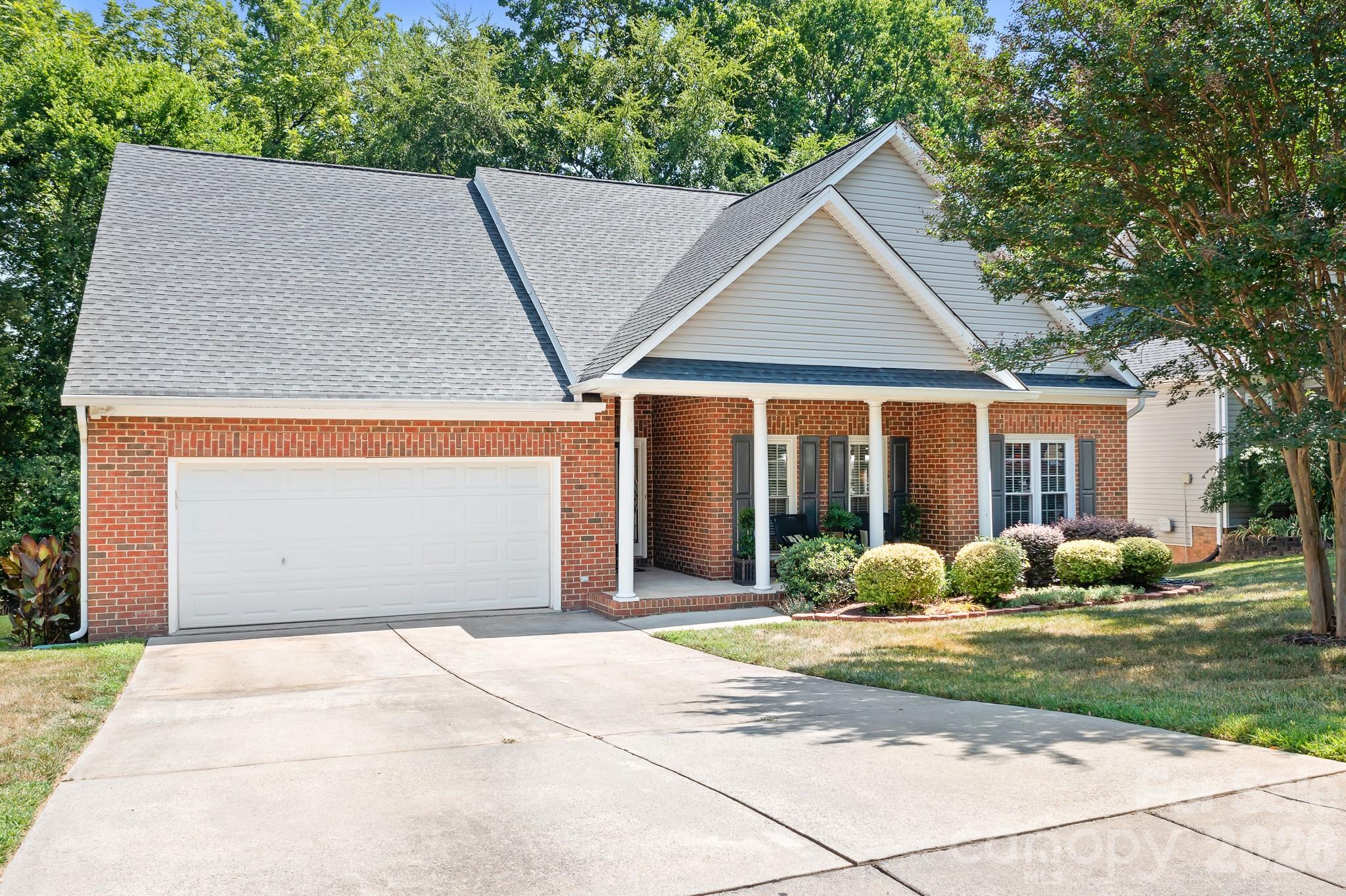 17324 Cambridge Grove Drive Property Photo 1