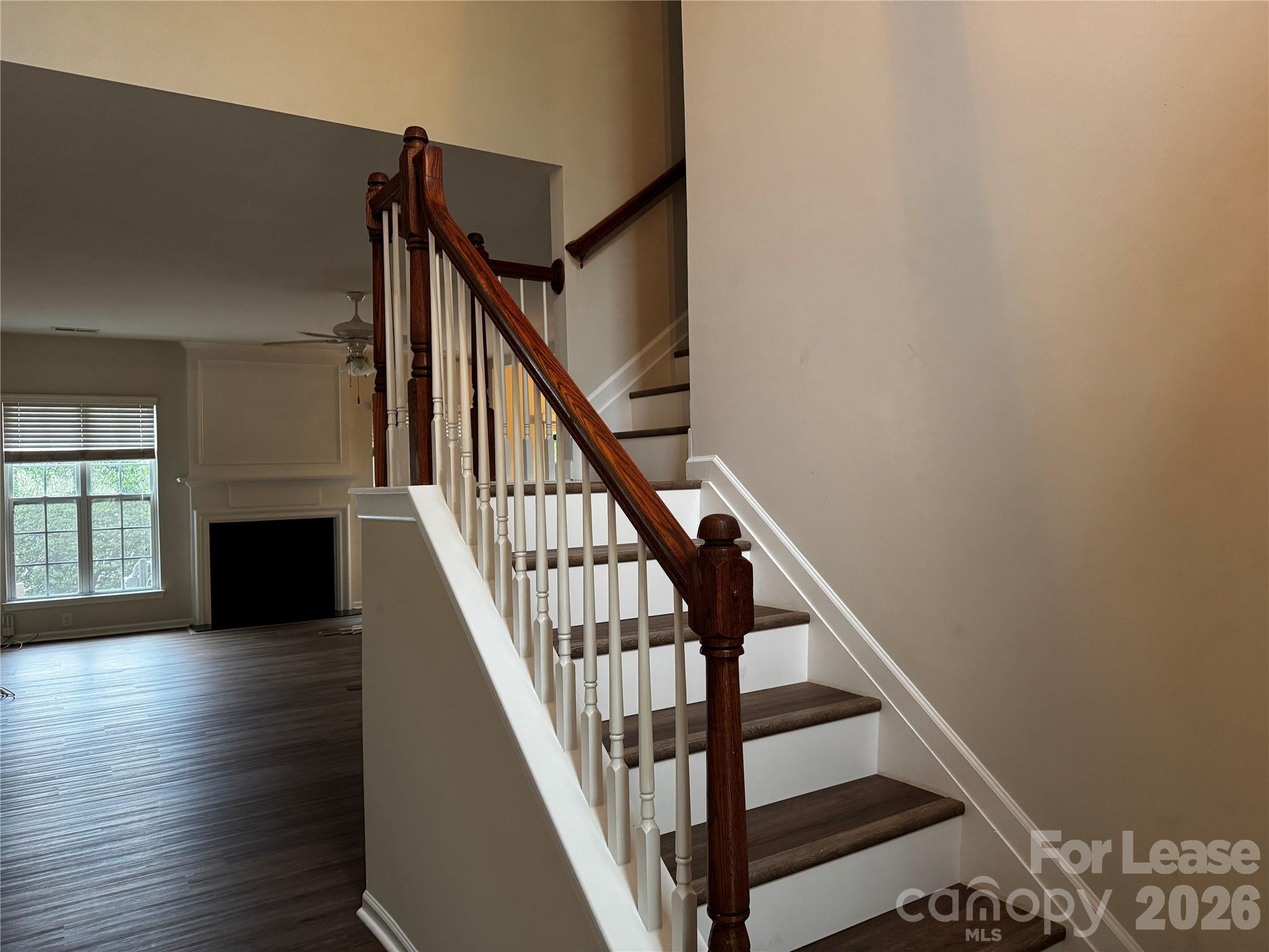 11342 Cedar Walk Lane Property Photo 8
