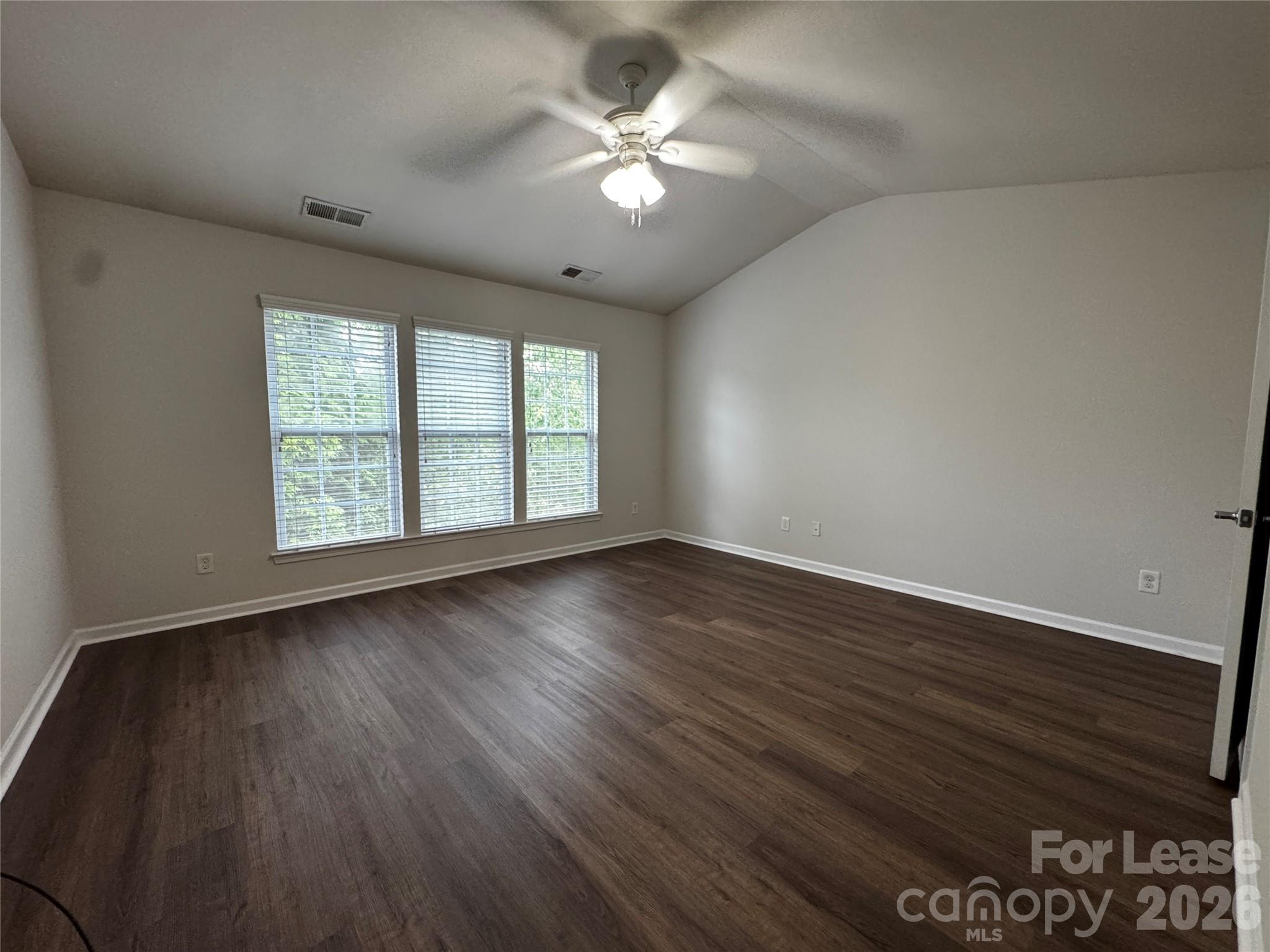 11342 Cedar Walk Lane Property Photo 9